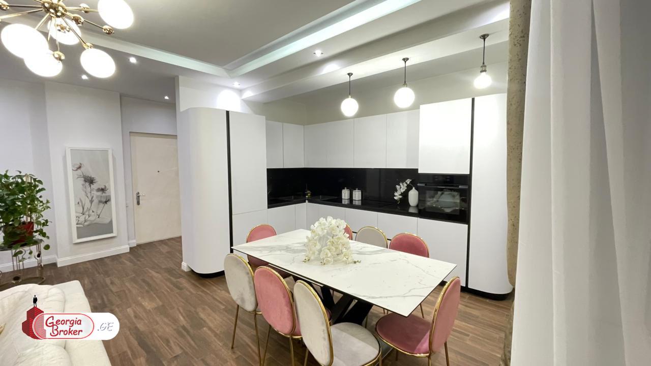 nearly repaired 4-room apartment for sale