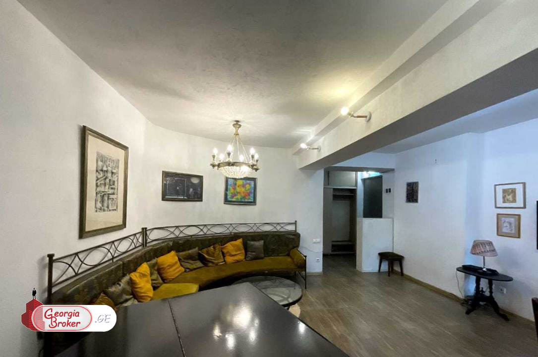 იყიდება ახალი გარემონტებული 4 ოთახიანი ბინა