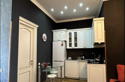 იყიდება ახალი გარემონტებული 2 ოთახიანი ბინა