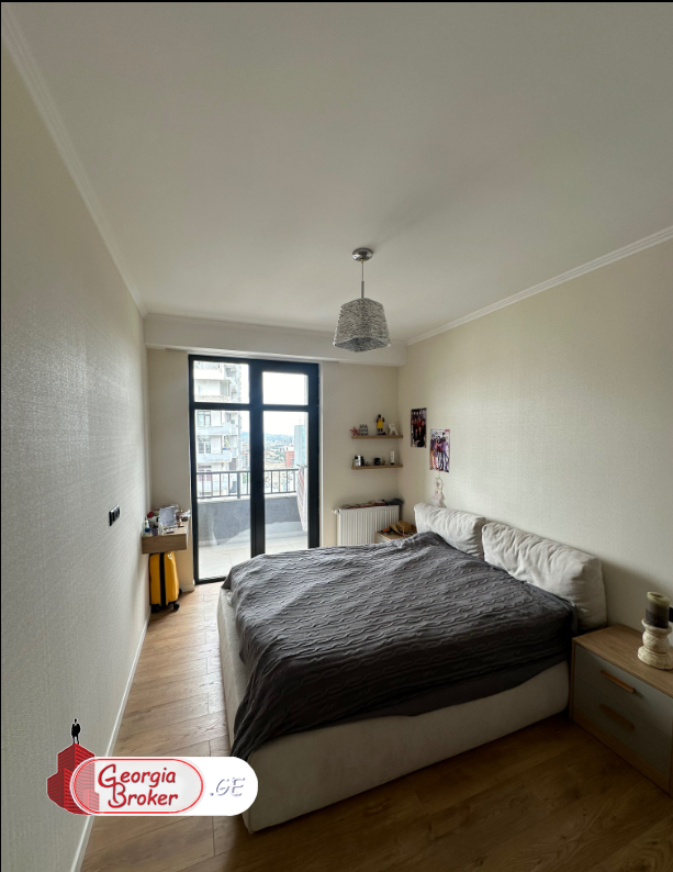 იყიდება ახალი გარემონტებული 3 ოთახიანი ბინა