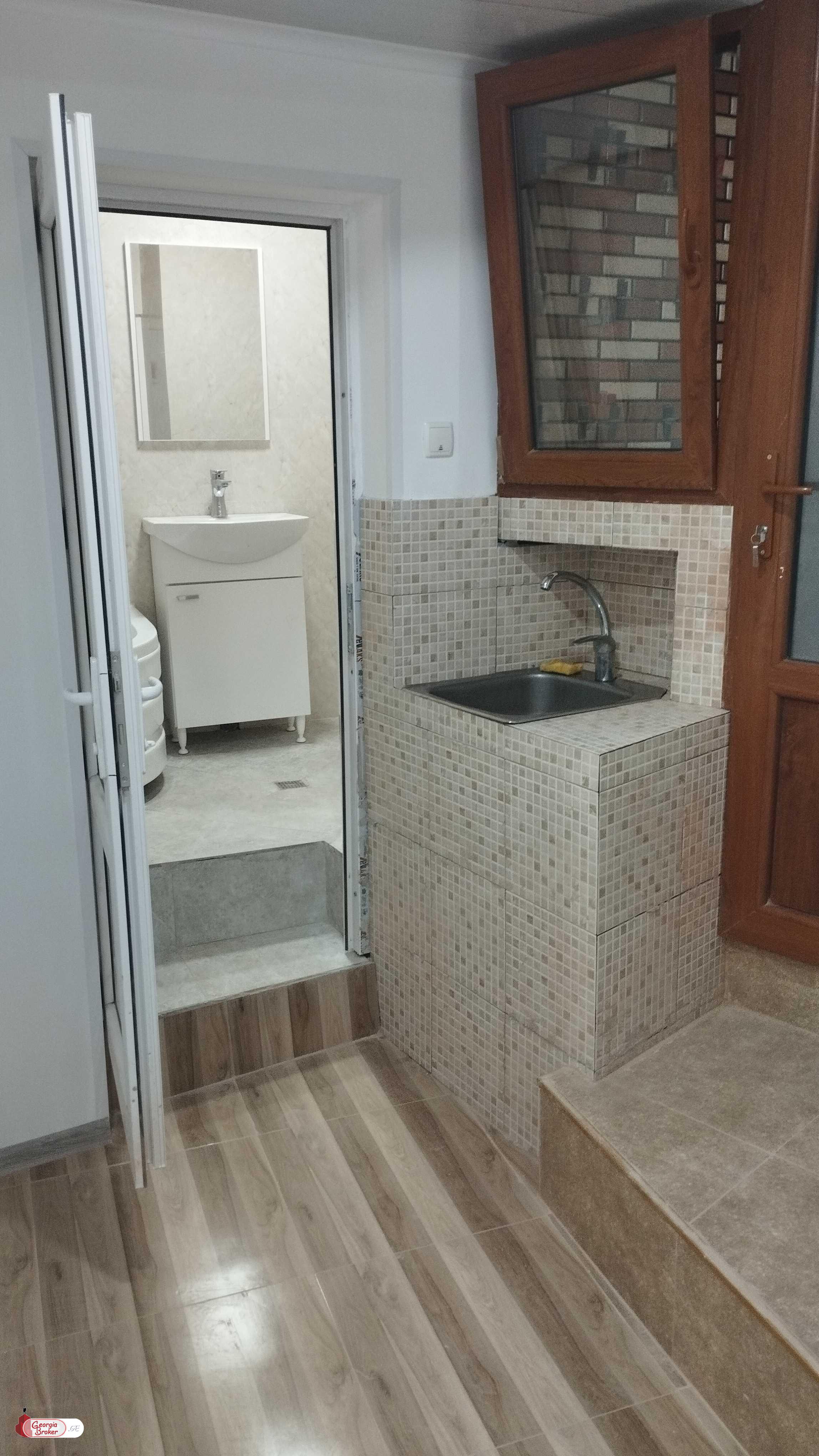 nearly repaired 3-room apartment for sale