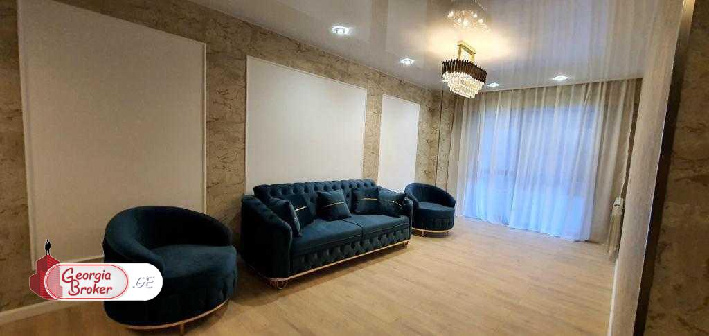 nearly repaired 3-room apartment for sale