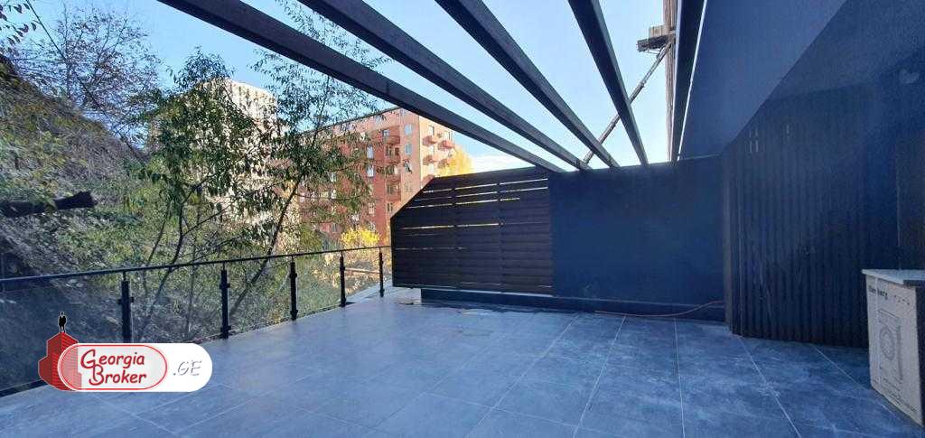 nearly repaired 3-room apartment for sale