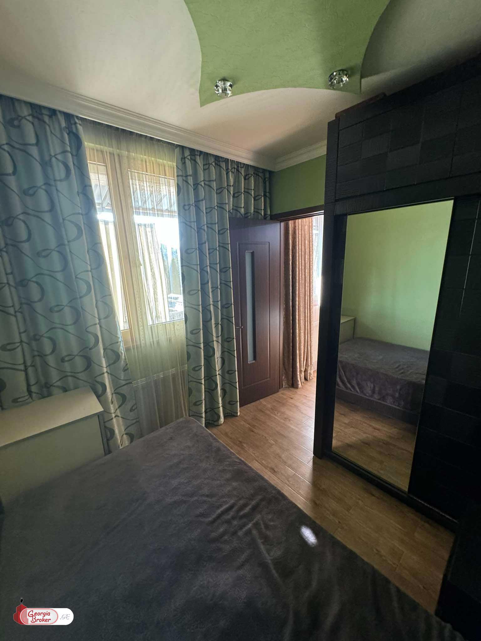 nearly repaired 3-room apartment for sale