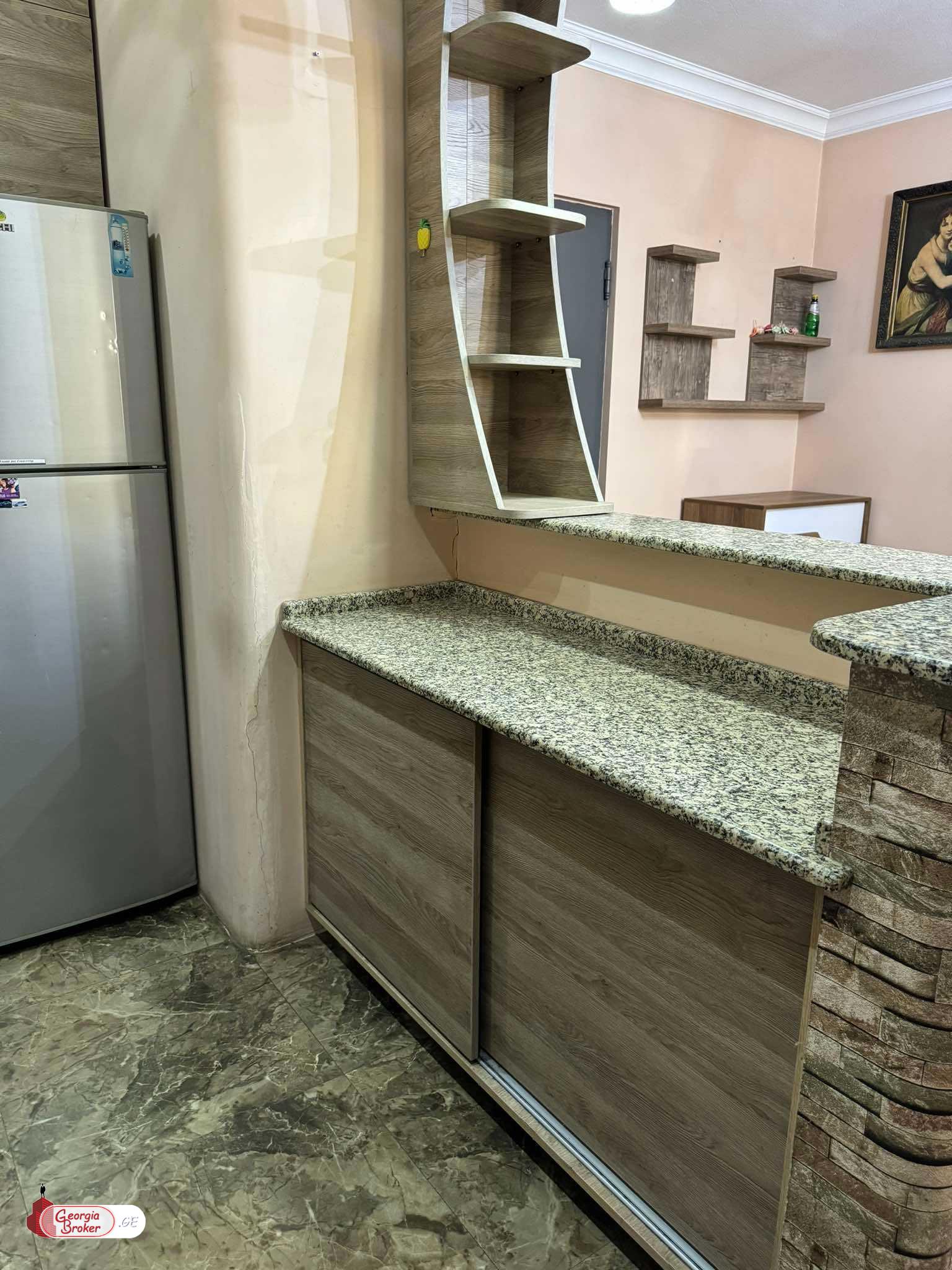 nearly repaired 3-room apartment for sale