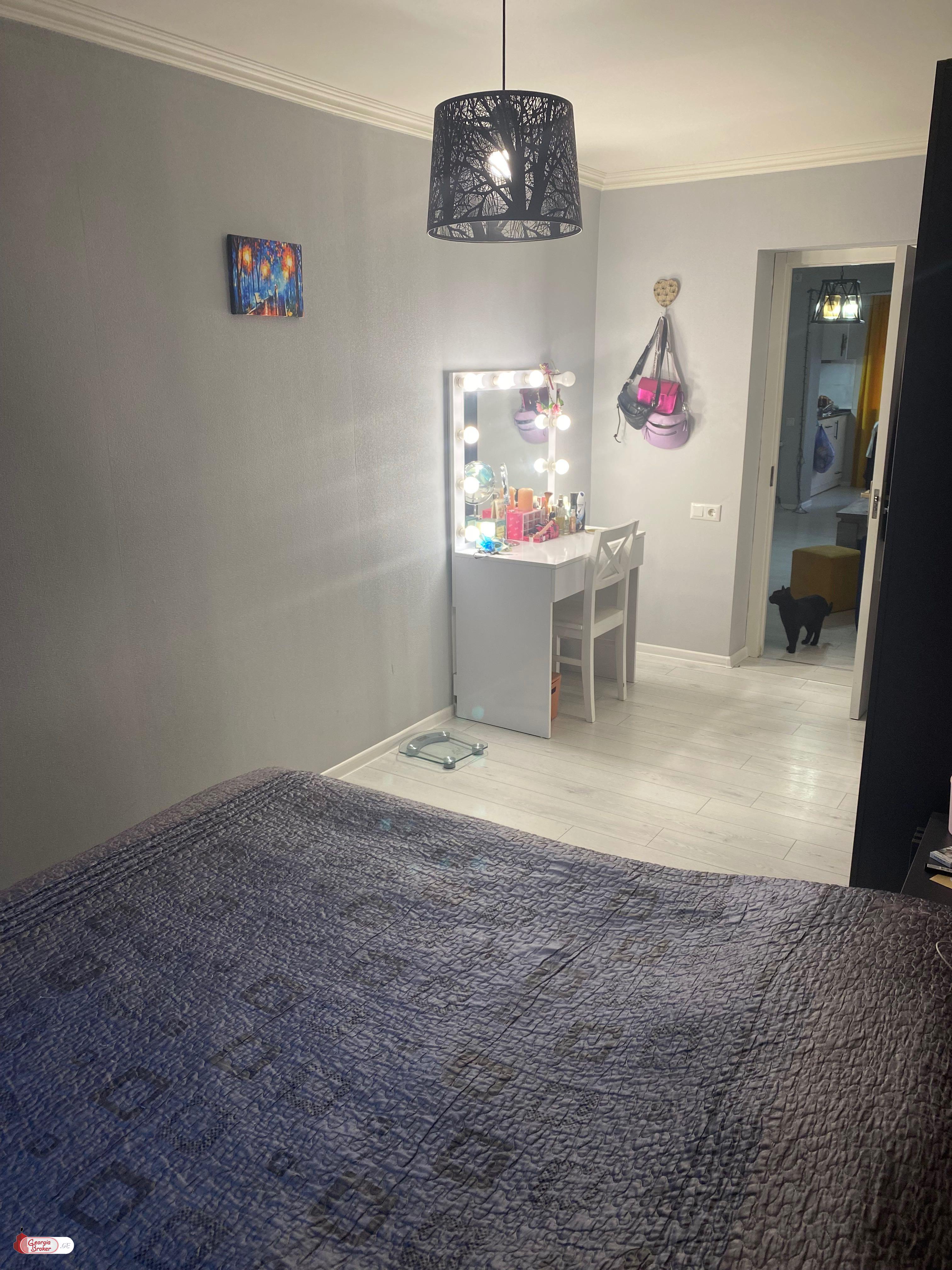 nearly repaired 3-room apartment for sale