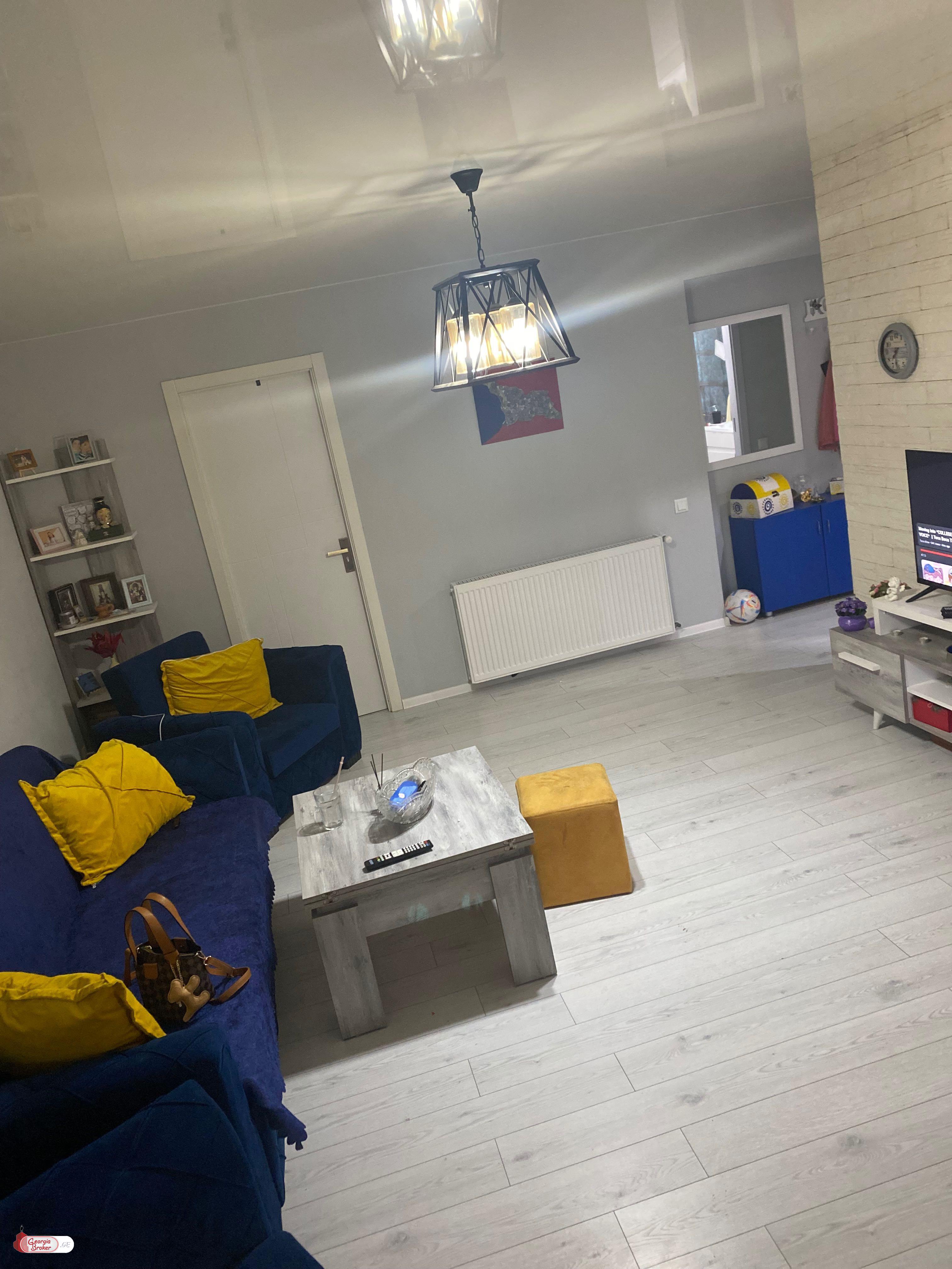 nearly repaired 3-room apartment for sale