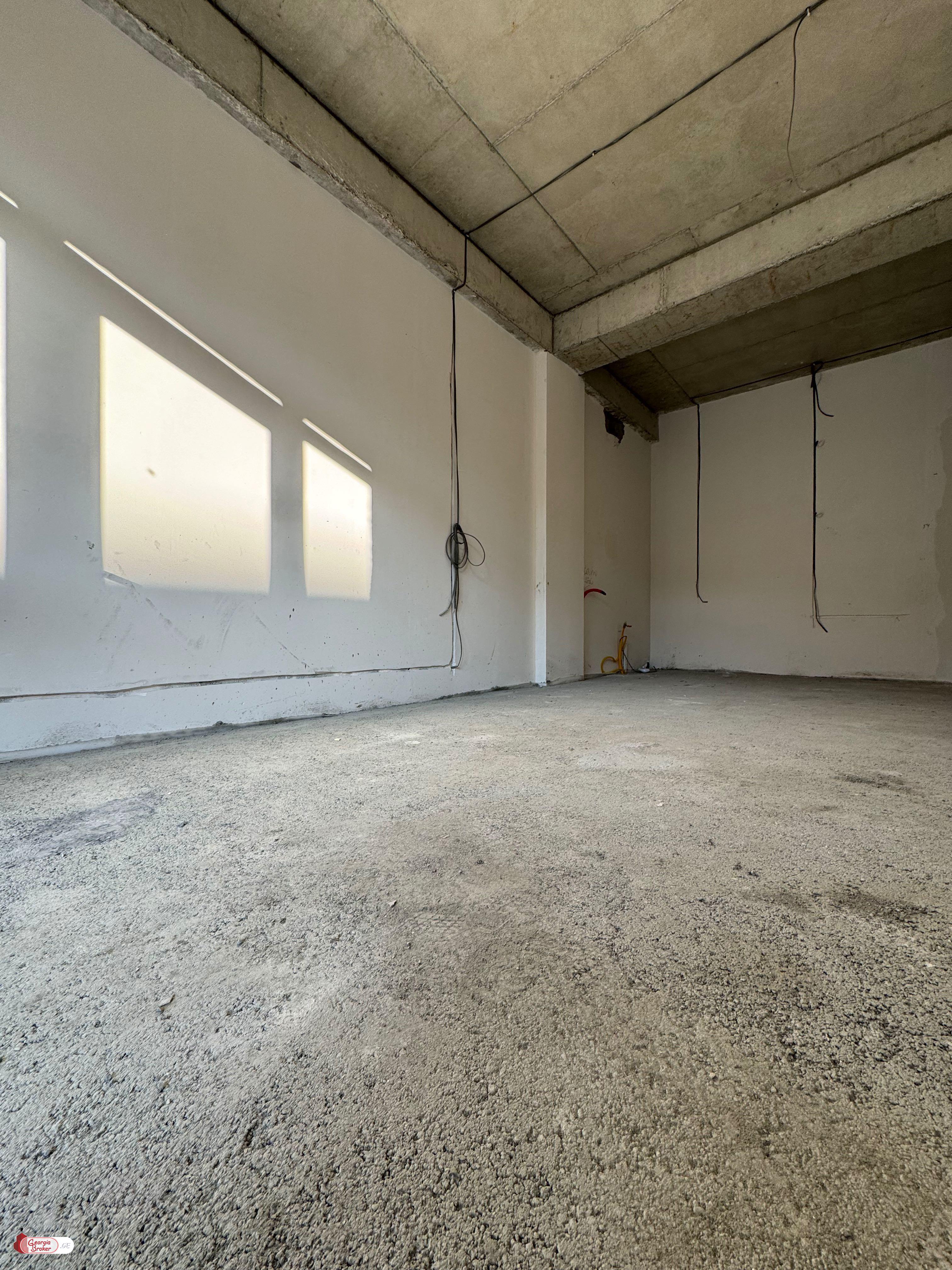 იყიდება ახალი აშენებული 2 ოთახიანი ბინა