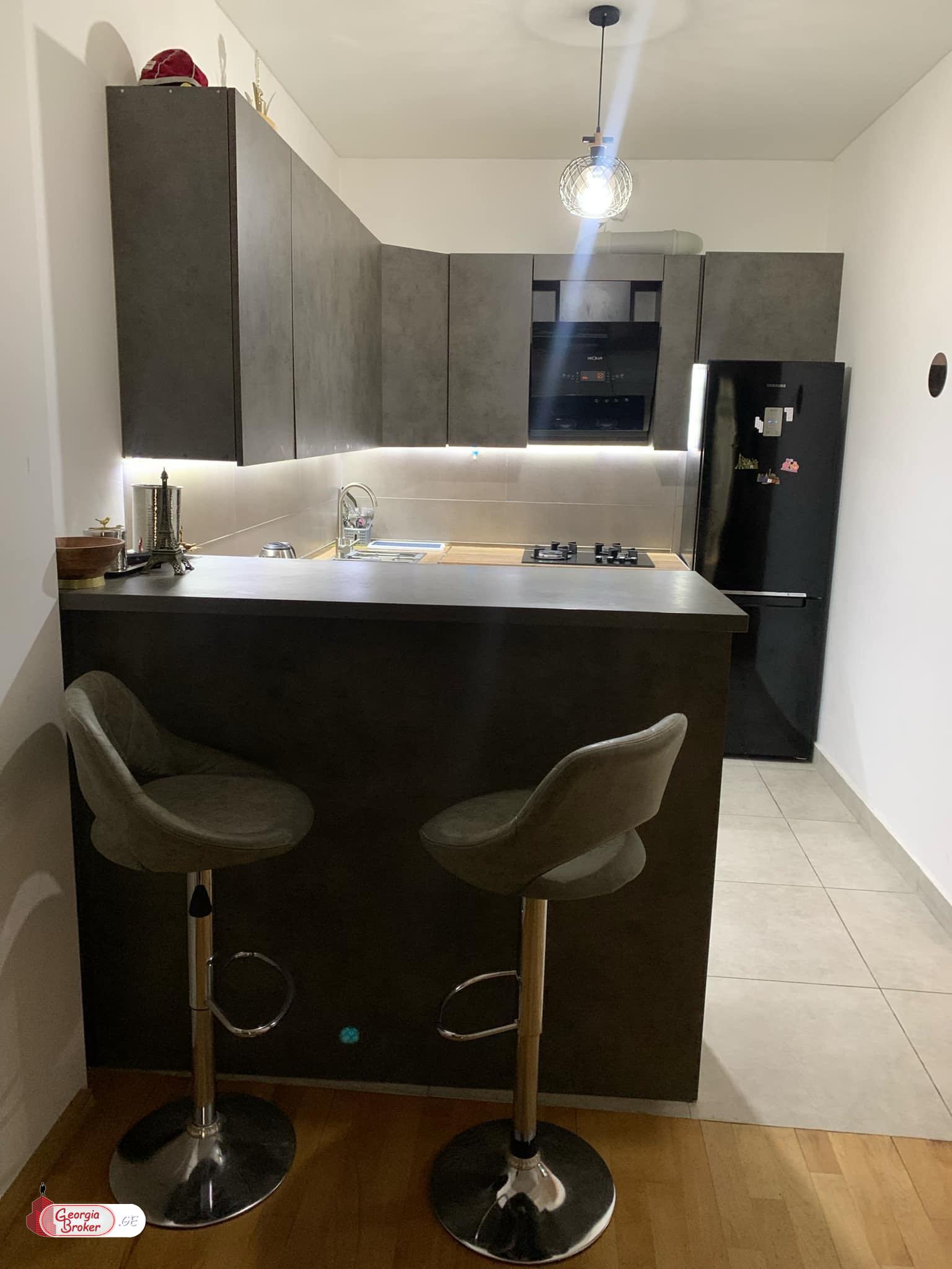 nearly repaired 2-room apartment for sale