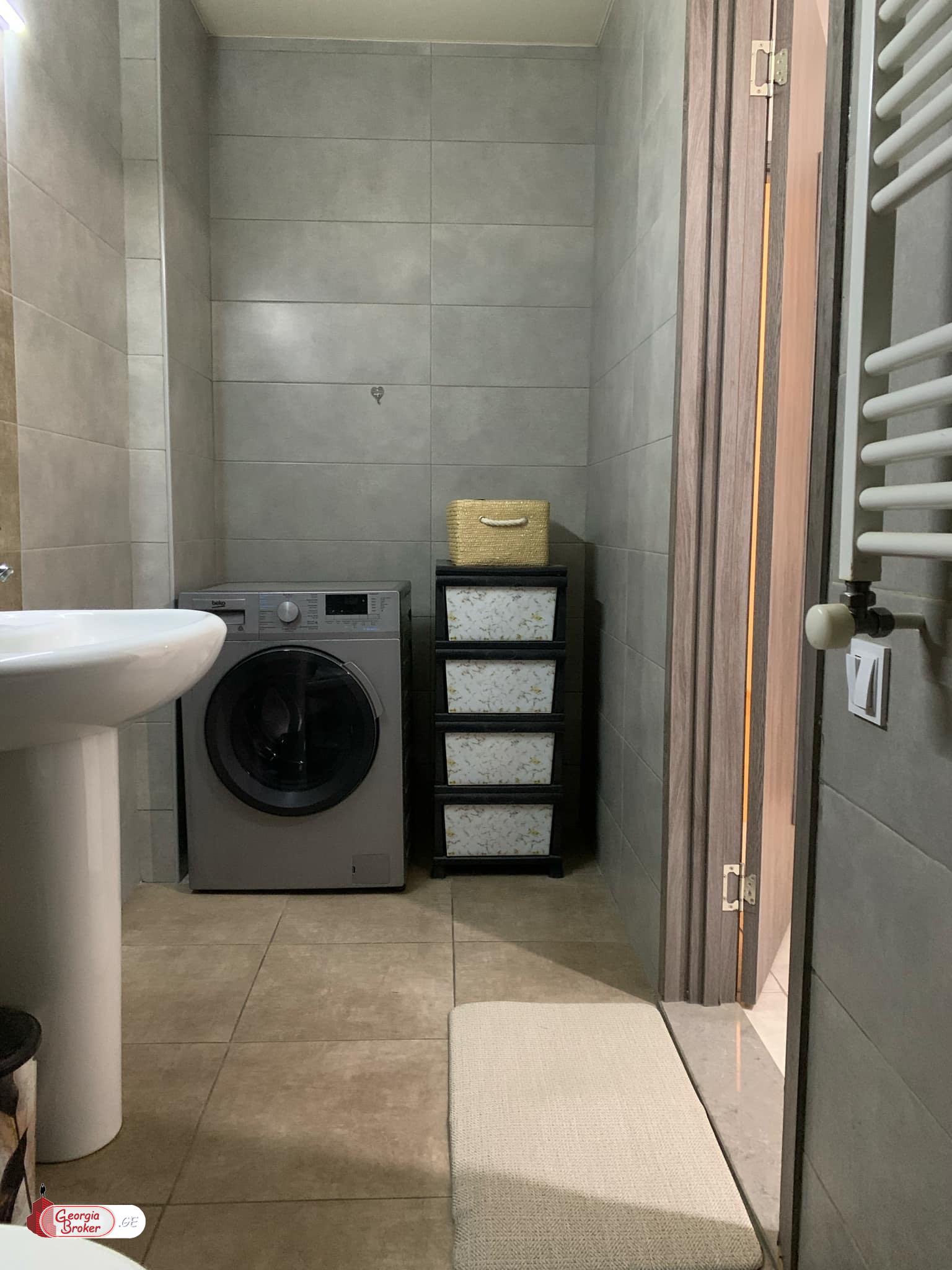 nearly repaired 2-room apartment for sale