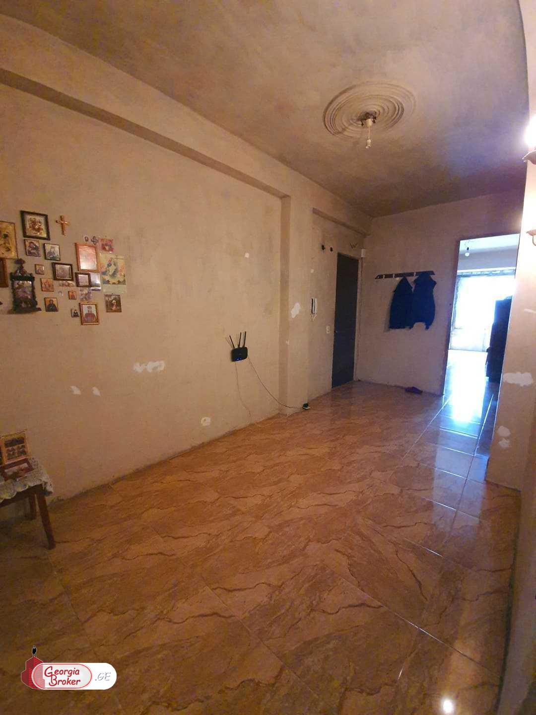 without repair 4-room apartment for sale