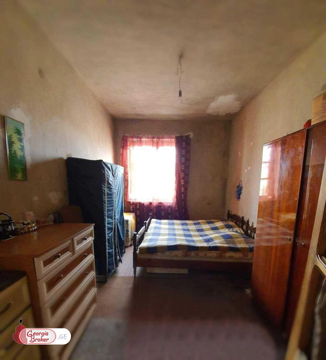 without repair 4-room apartment for sale
