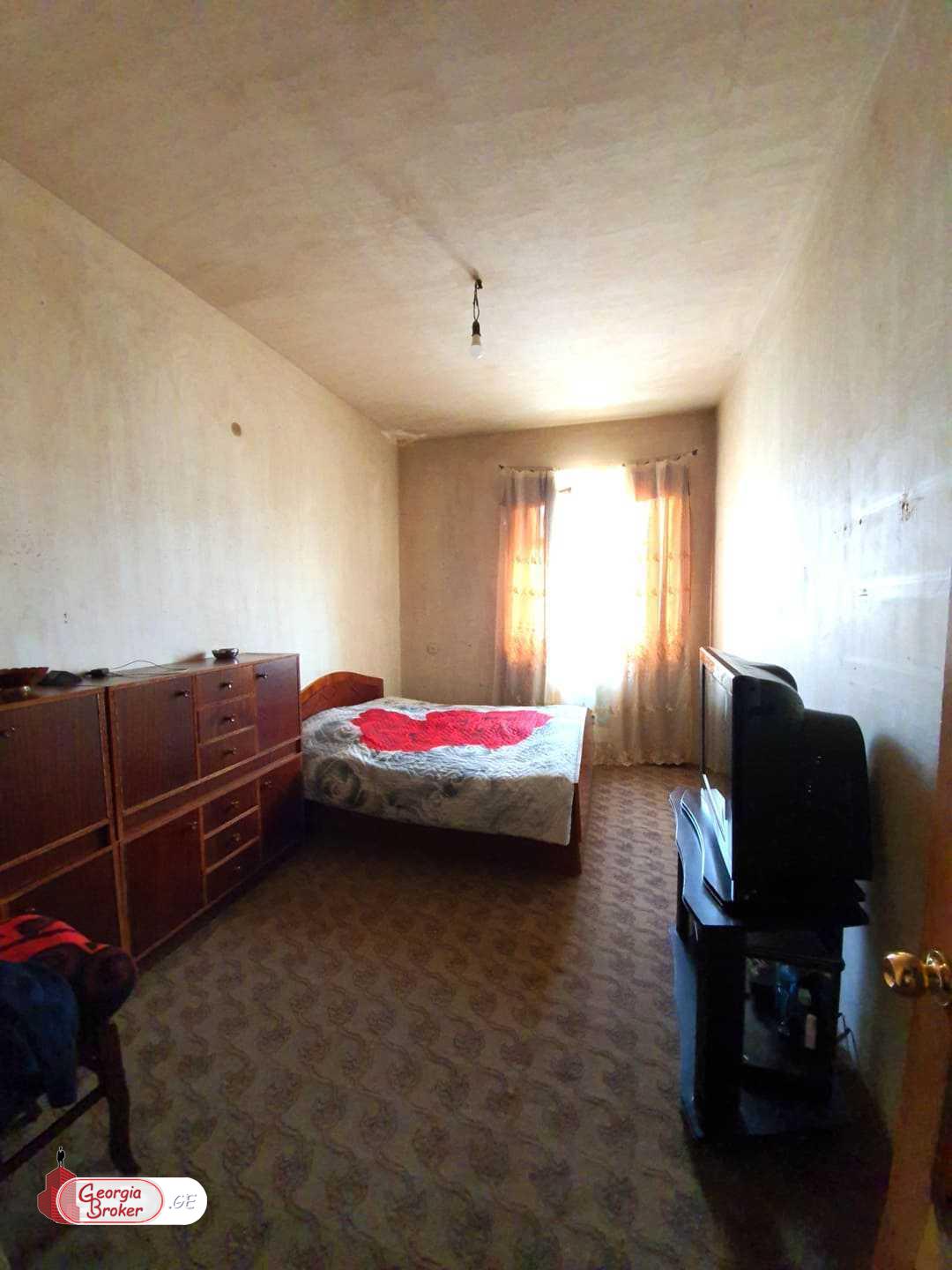 without repair 4-room apartment for sale