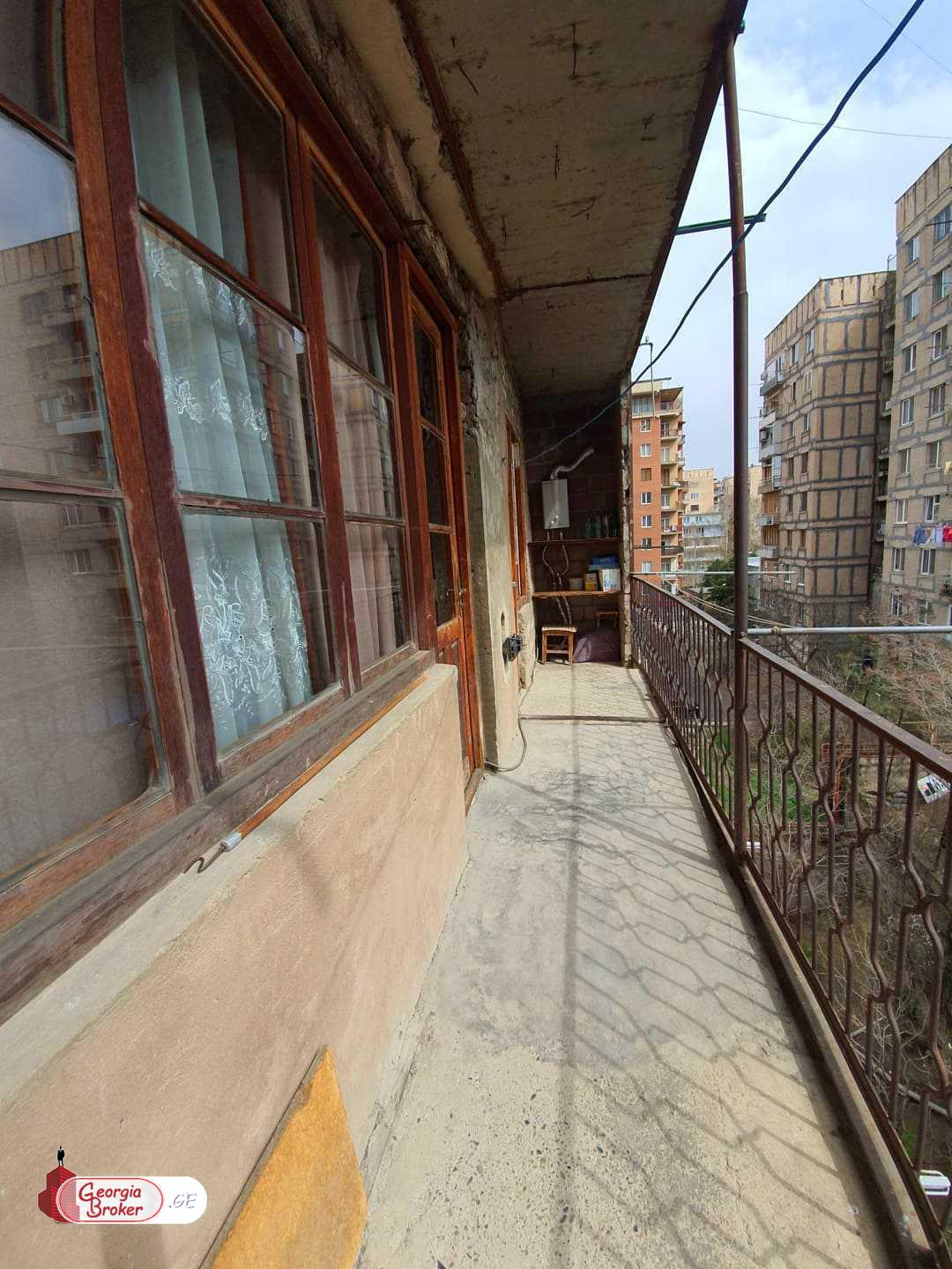 without repair 4-room apartment for sale