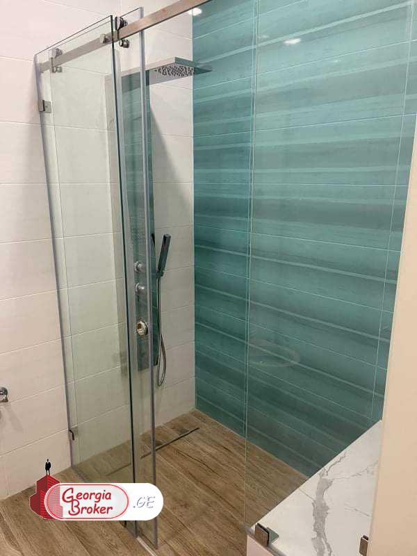 nearly repaired 3-room apartment for sale