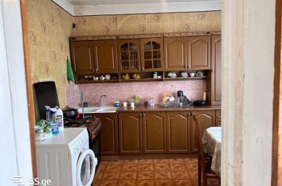 old repaired 4-room apartment for sale