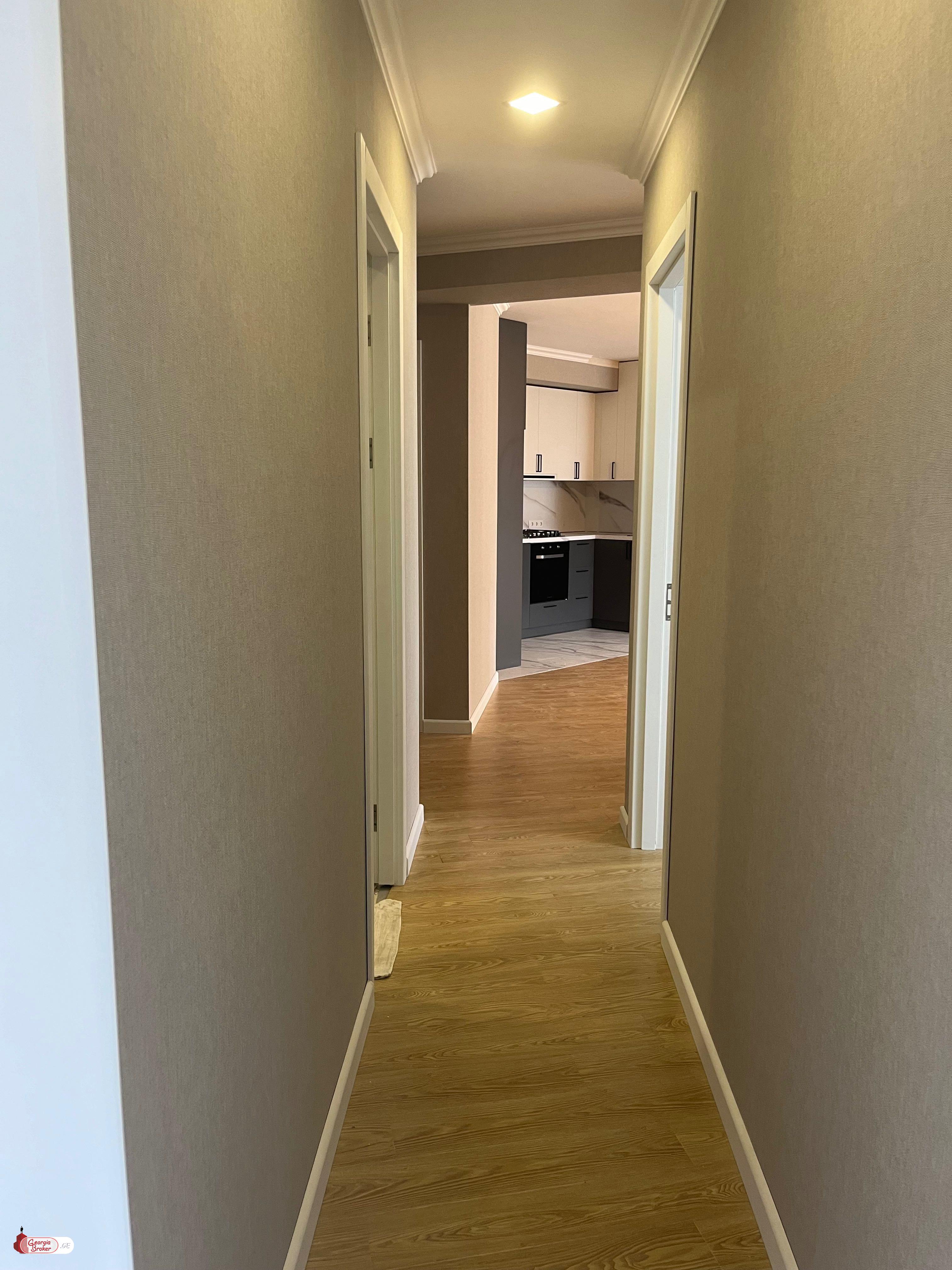 nearly repaired 3-room apartment for sale