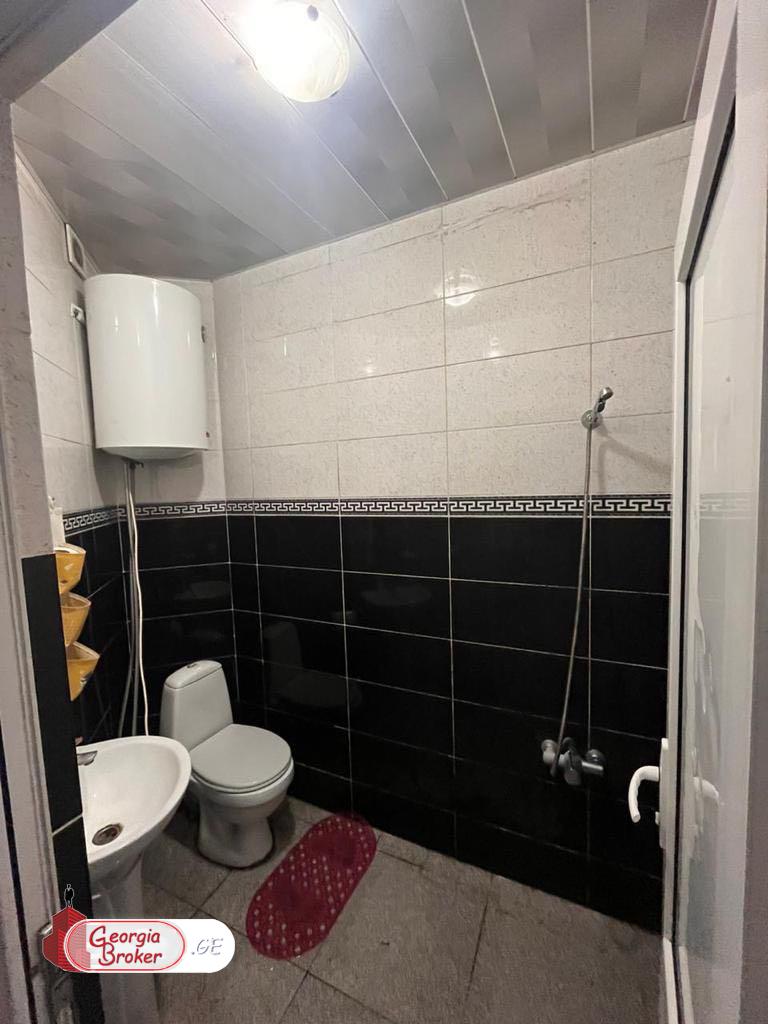 nearly repaired 2-room apartment for sale