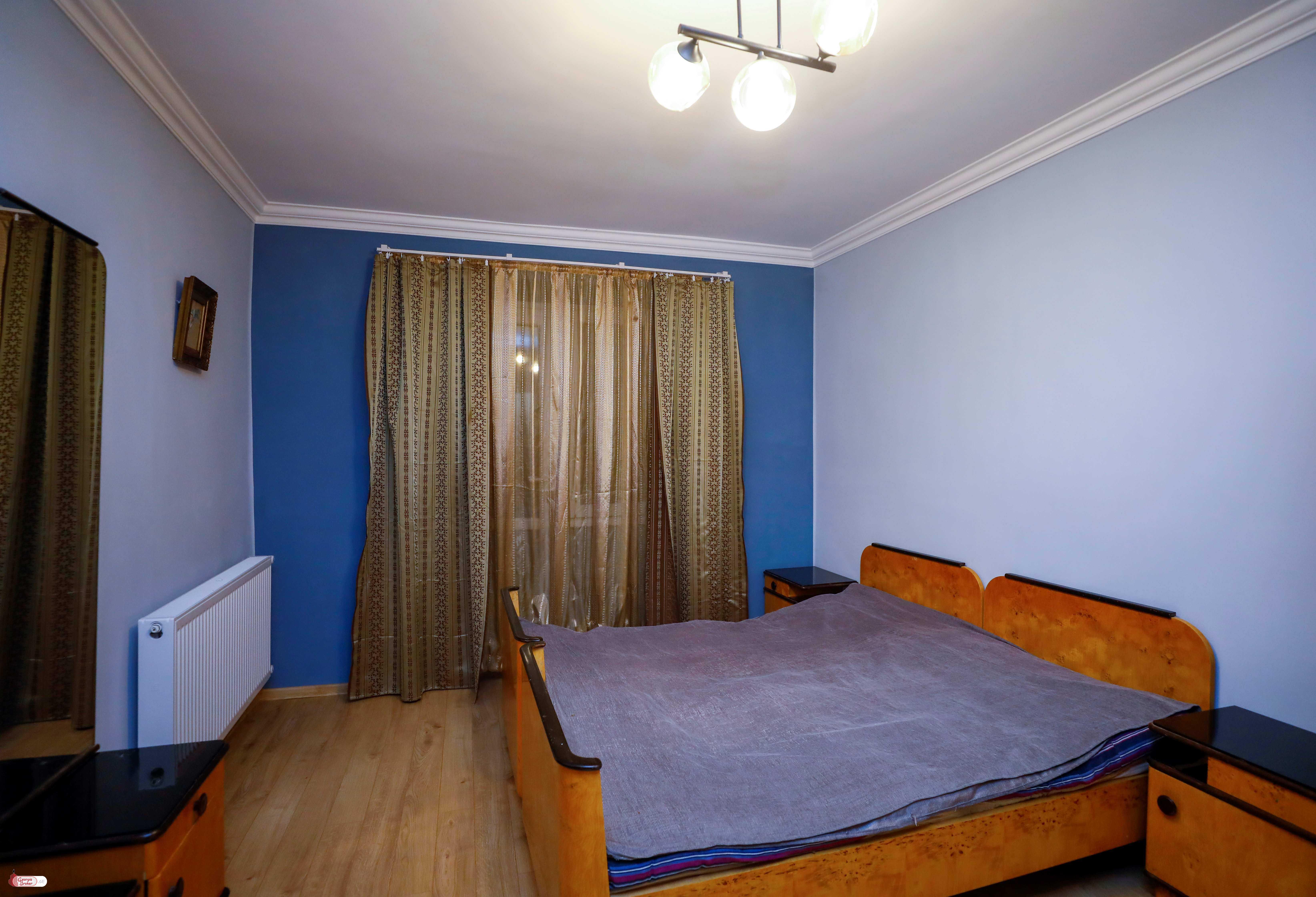 nearly repaired 3-room apartment for sale