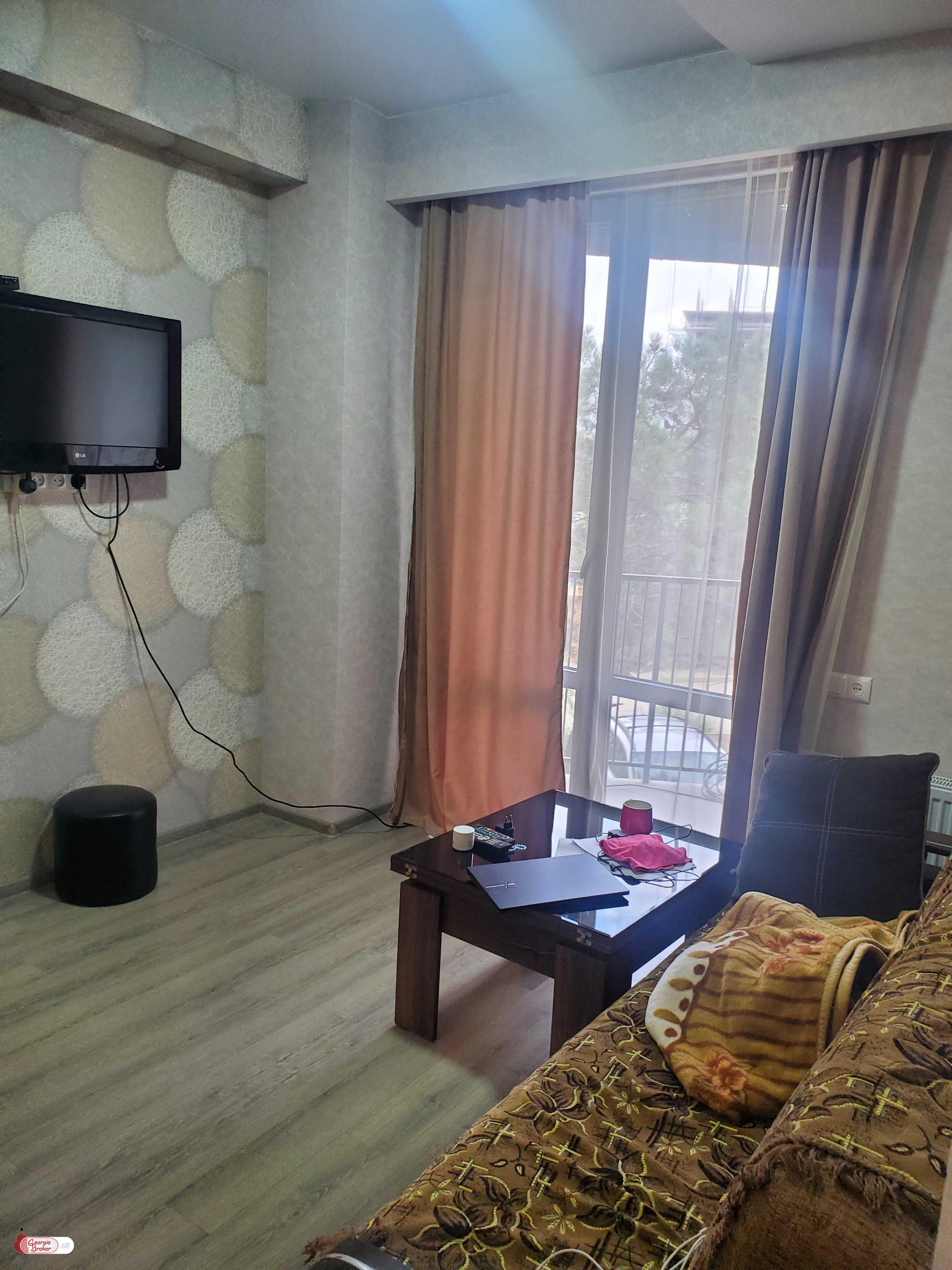 nearly repaired 3-room apartment for sale