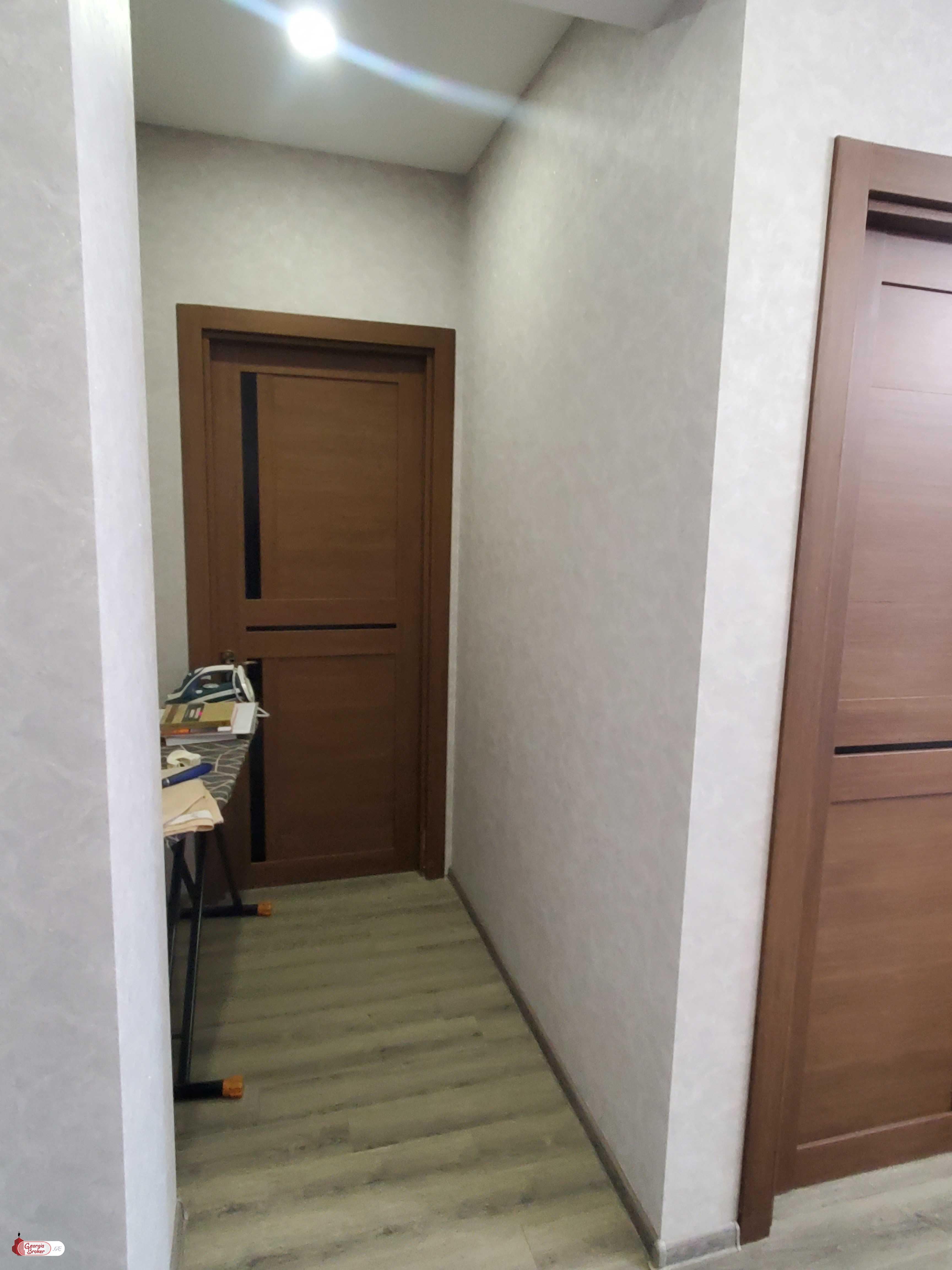 nearly repaired 3-room apartment for sale