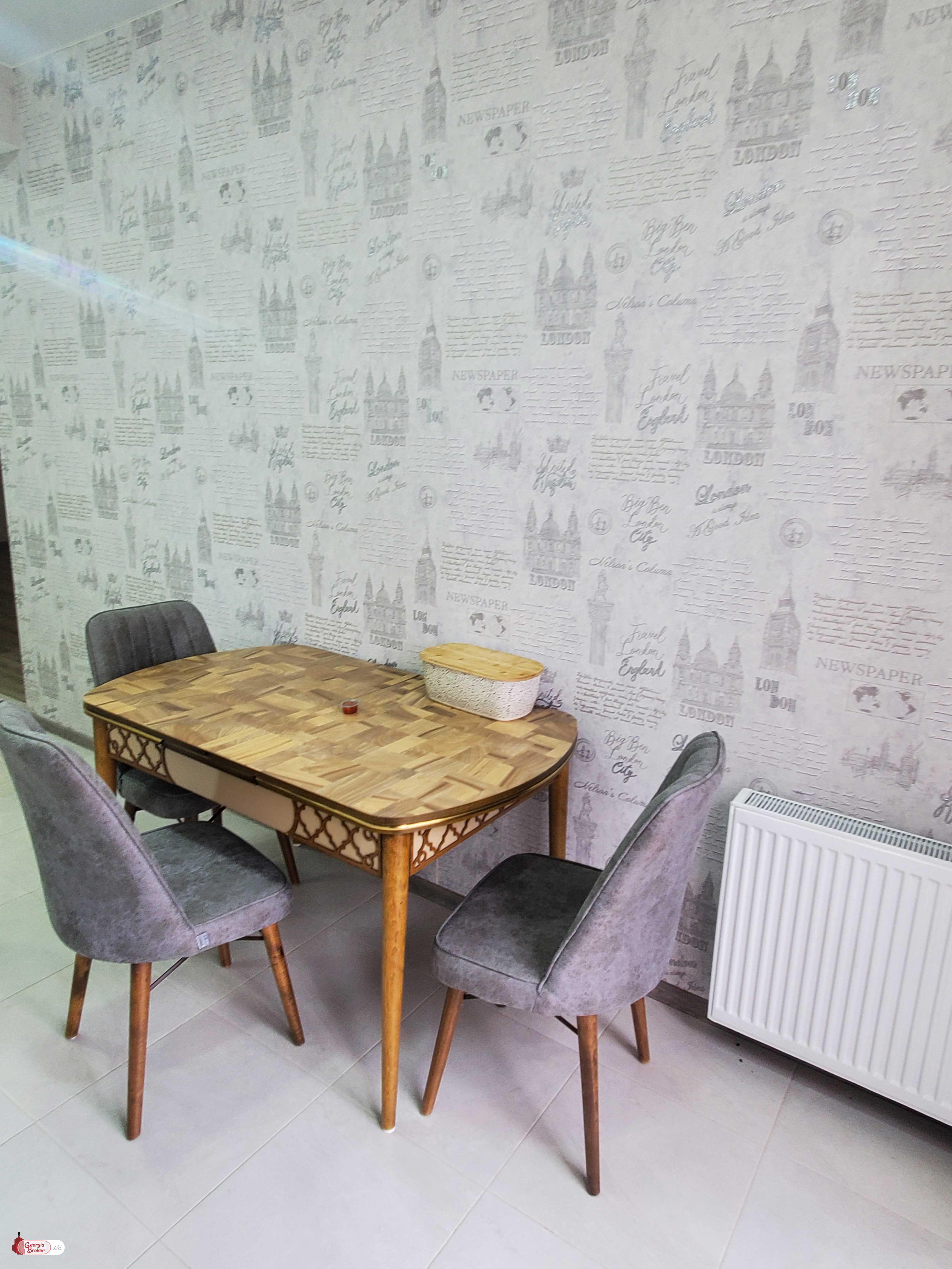 nearly repaired 3-room apartment for sale