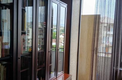 old repaired 4-room apartment for sale