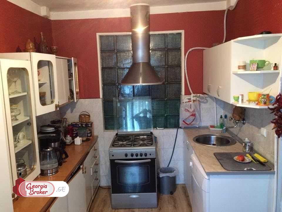 old repaired 4-room apartment for sale