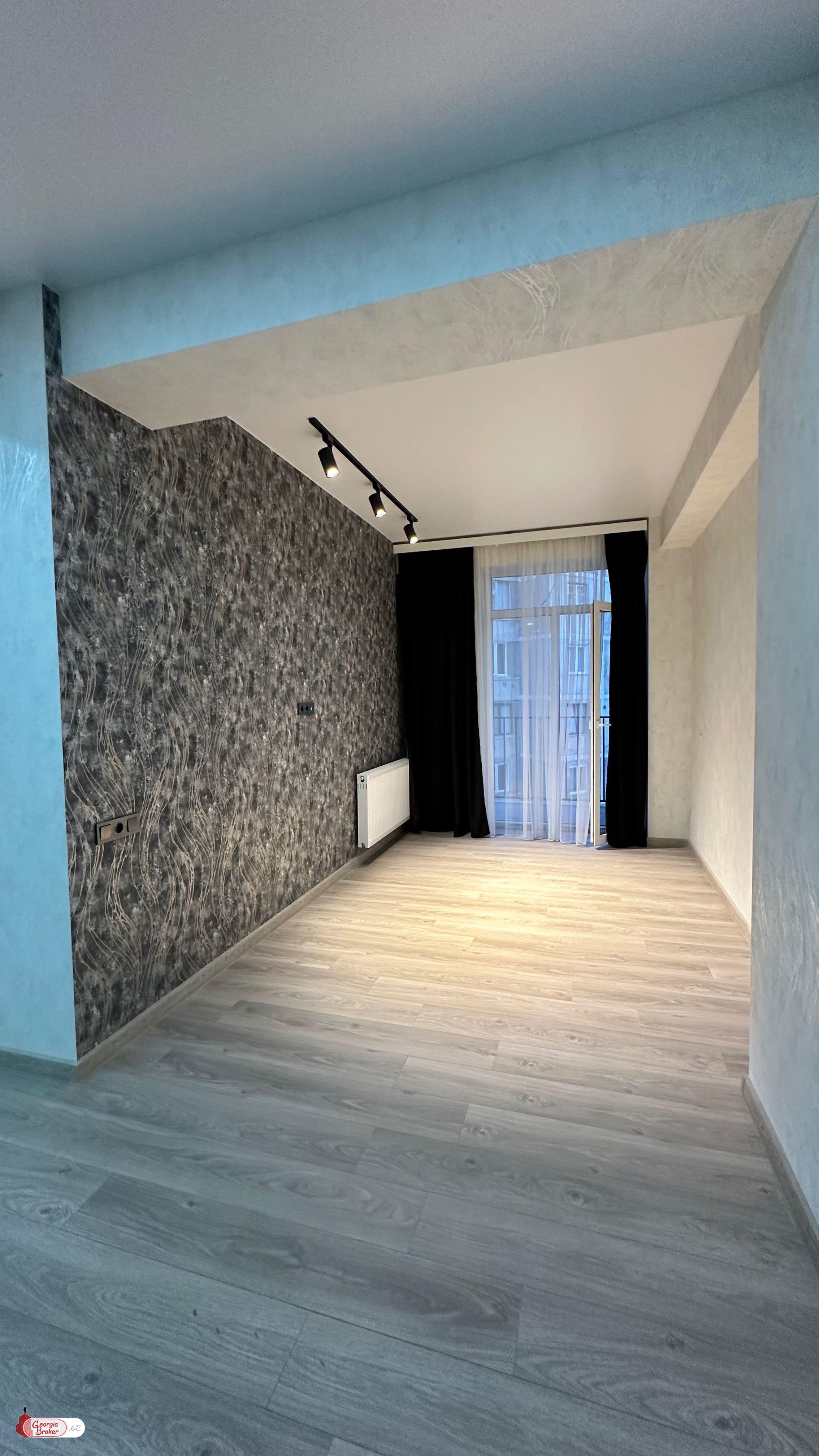 nearly repaired 3-room apartment for sale