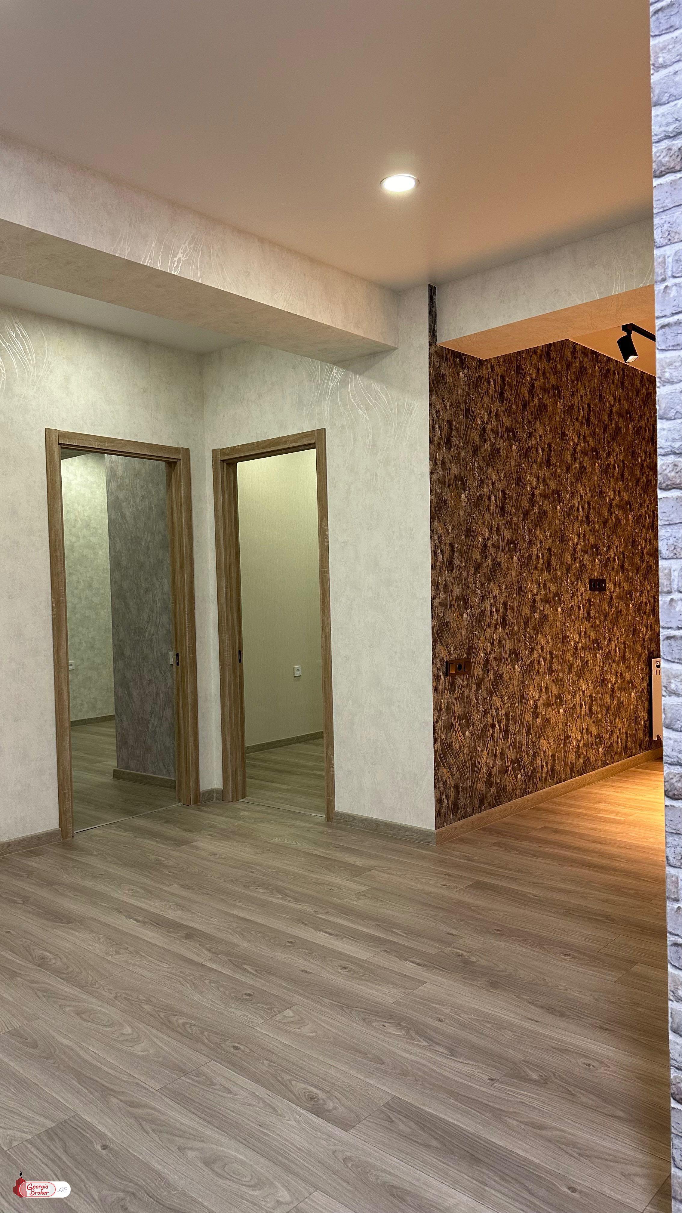 nearly repaired 3-room apartment for sale