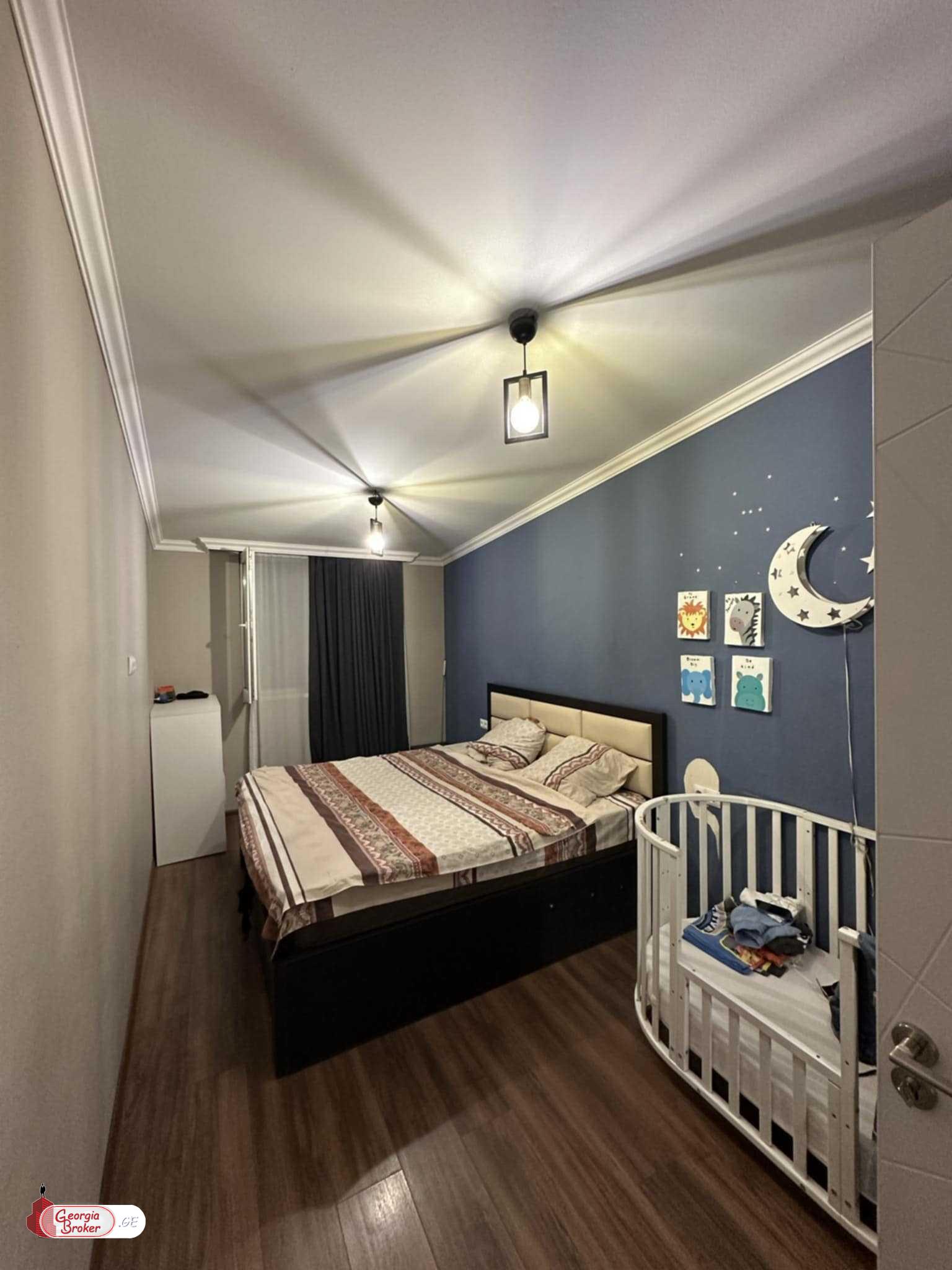 nearly repaired 2-room apartment for sale