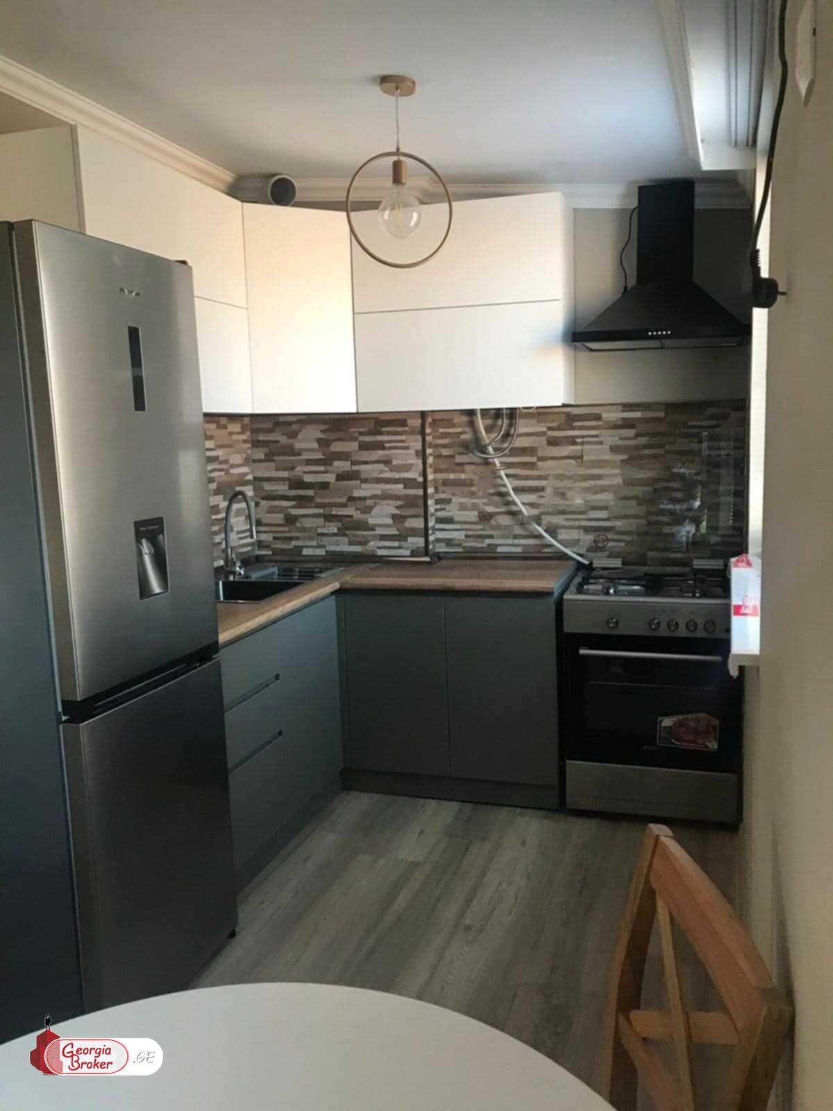 nearly repaired 2-room apartment for sale