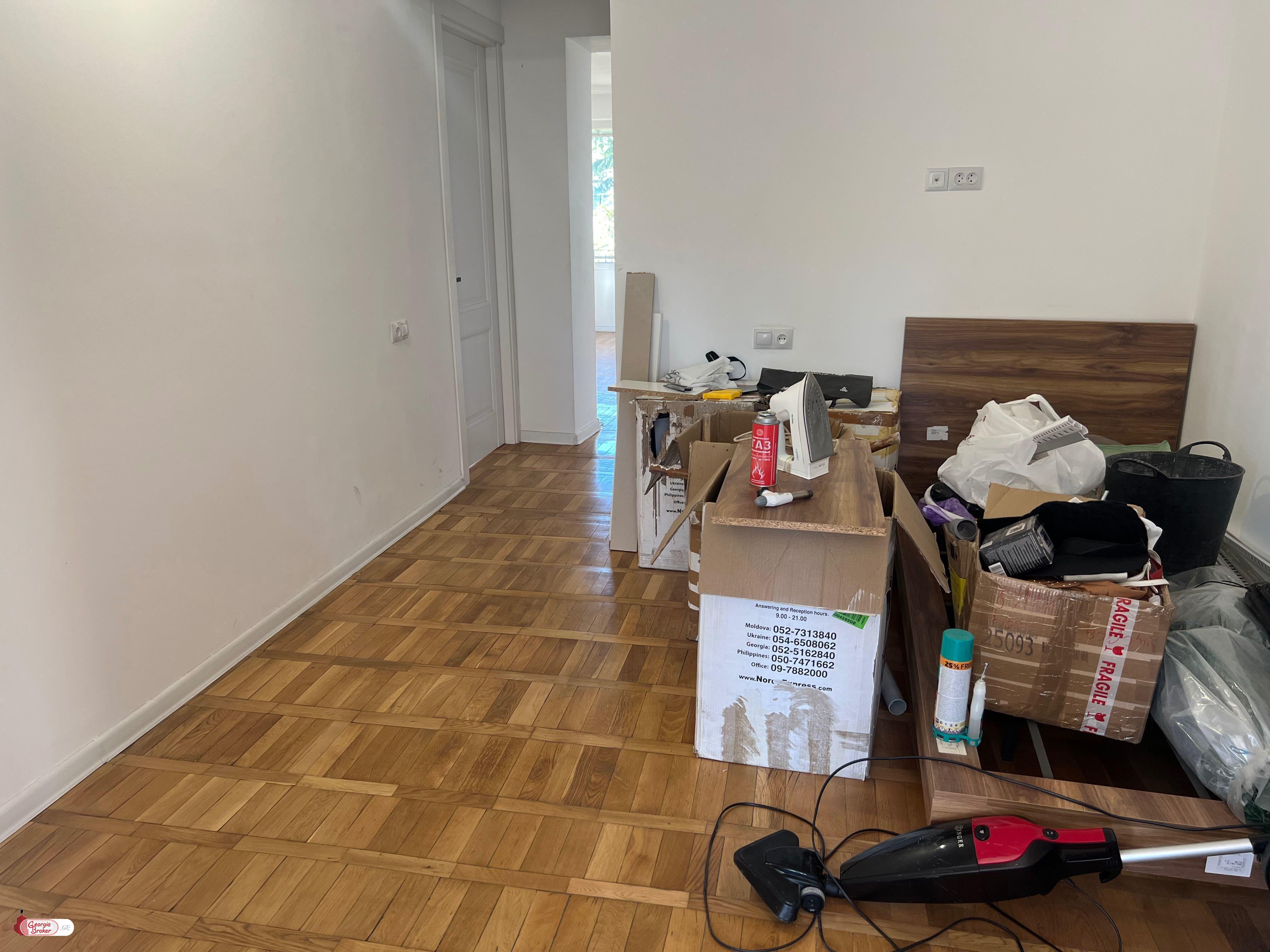 nearly repaired 5-room apartment for sale