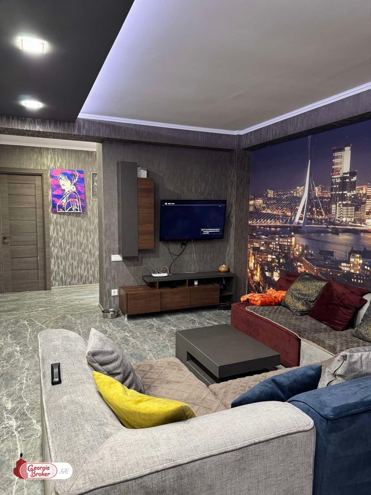 nearly repaired 5-room apartment for sale