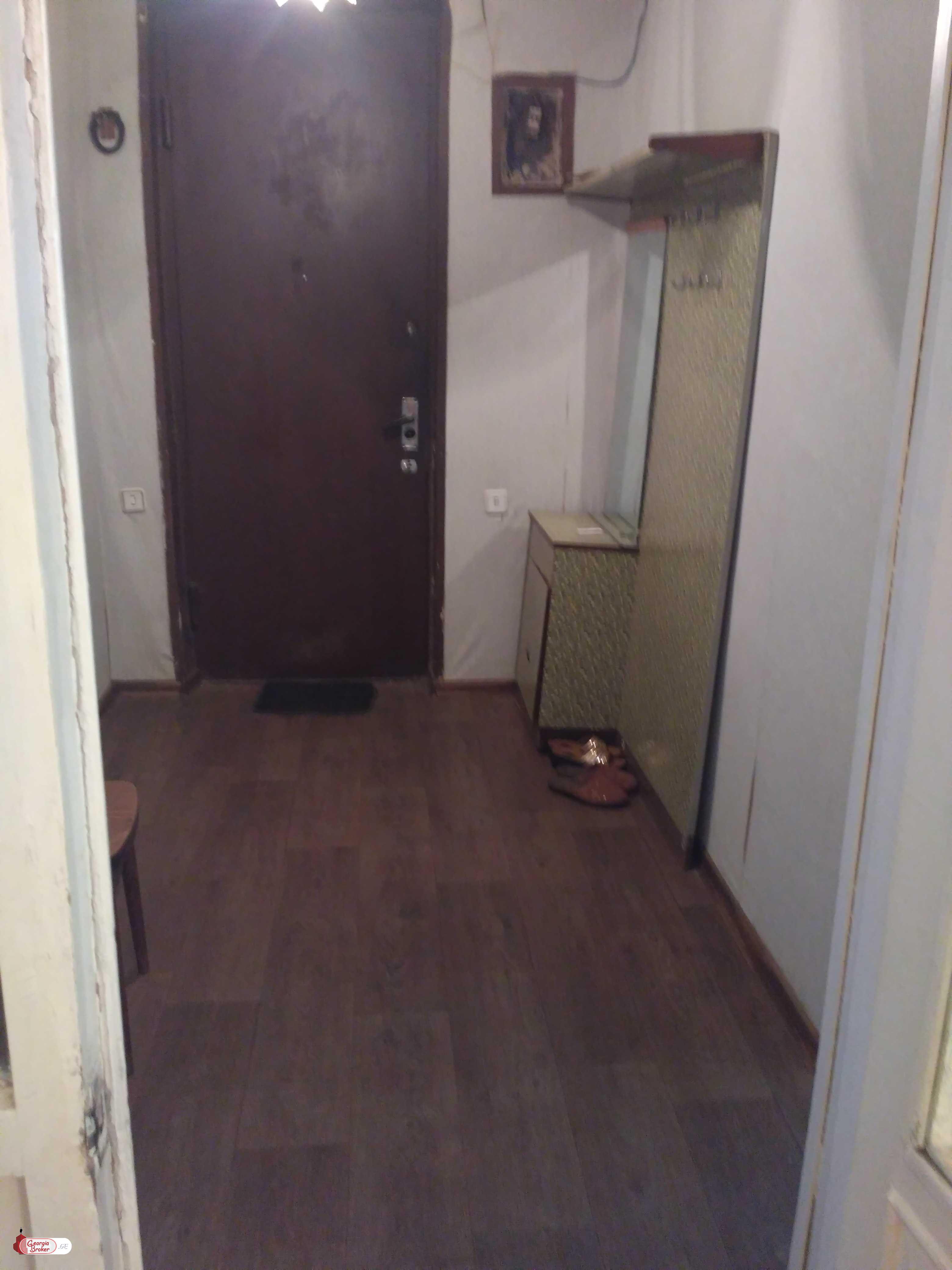 without repair 4-room apartment for sale