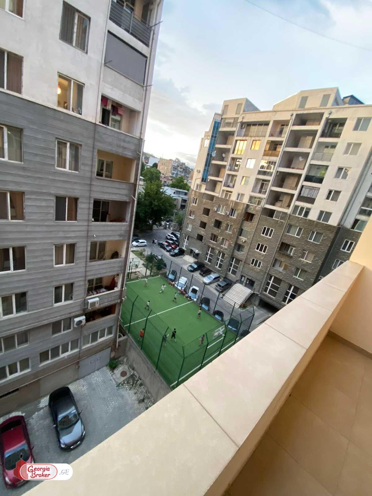 იყიდება ახალი გარემონტებული 3 ოთახიანი ბინა