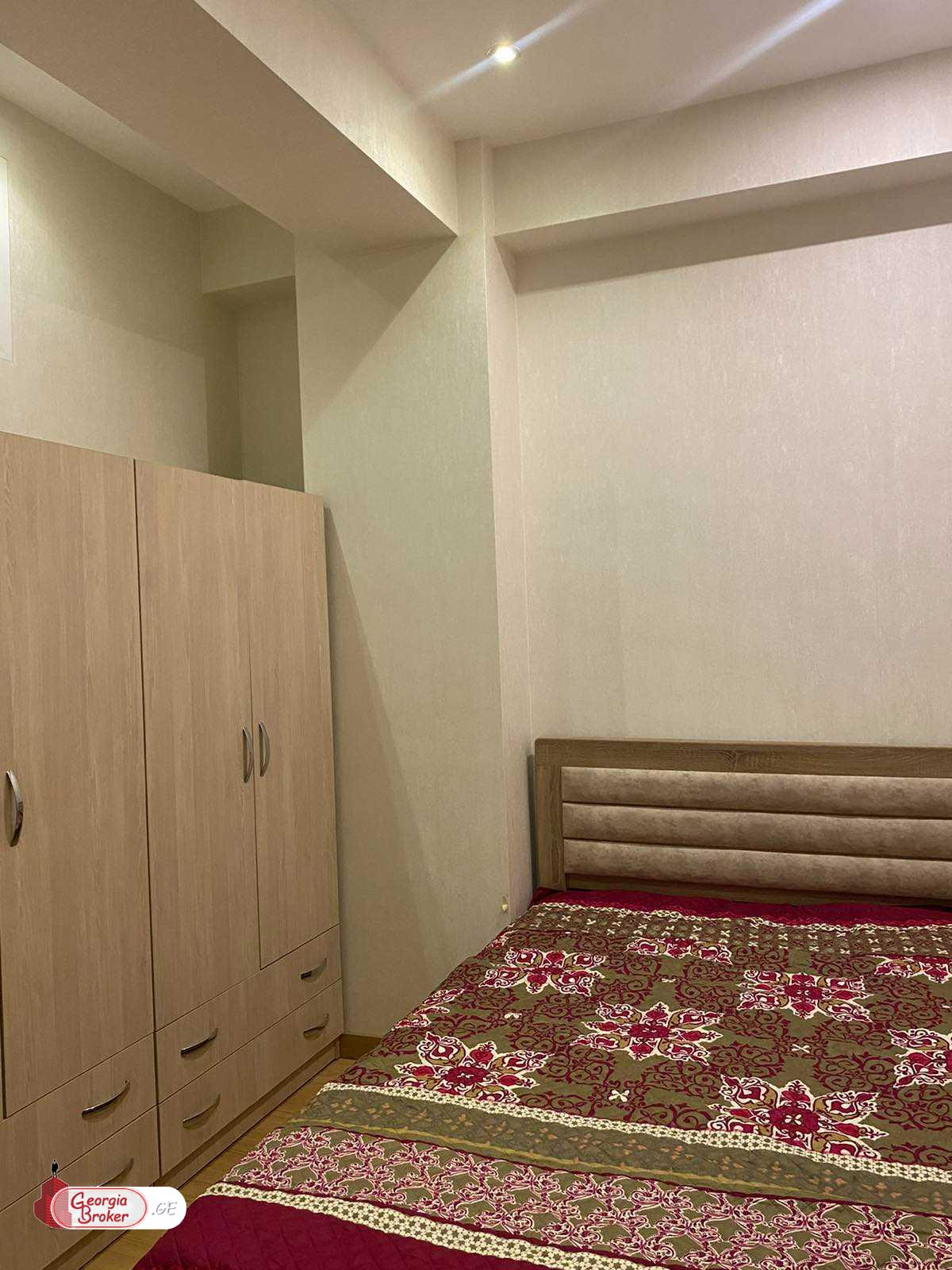 იყიდება ახალი გარემონტებული 3 ოთახიანი ბინა