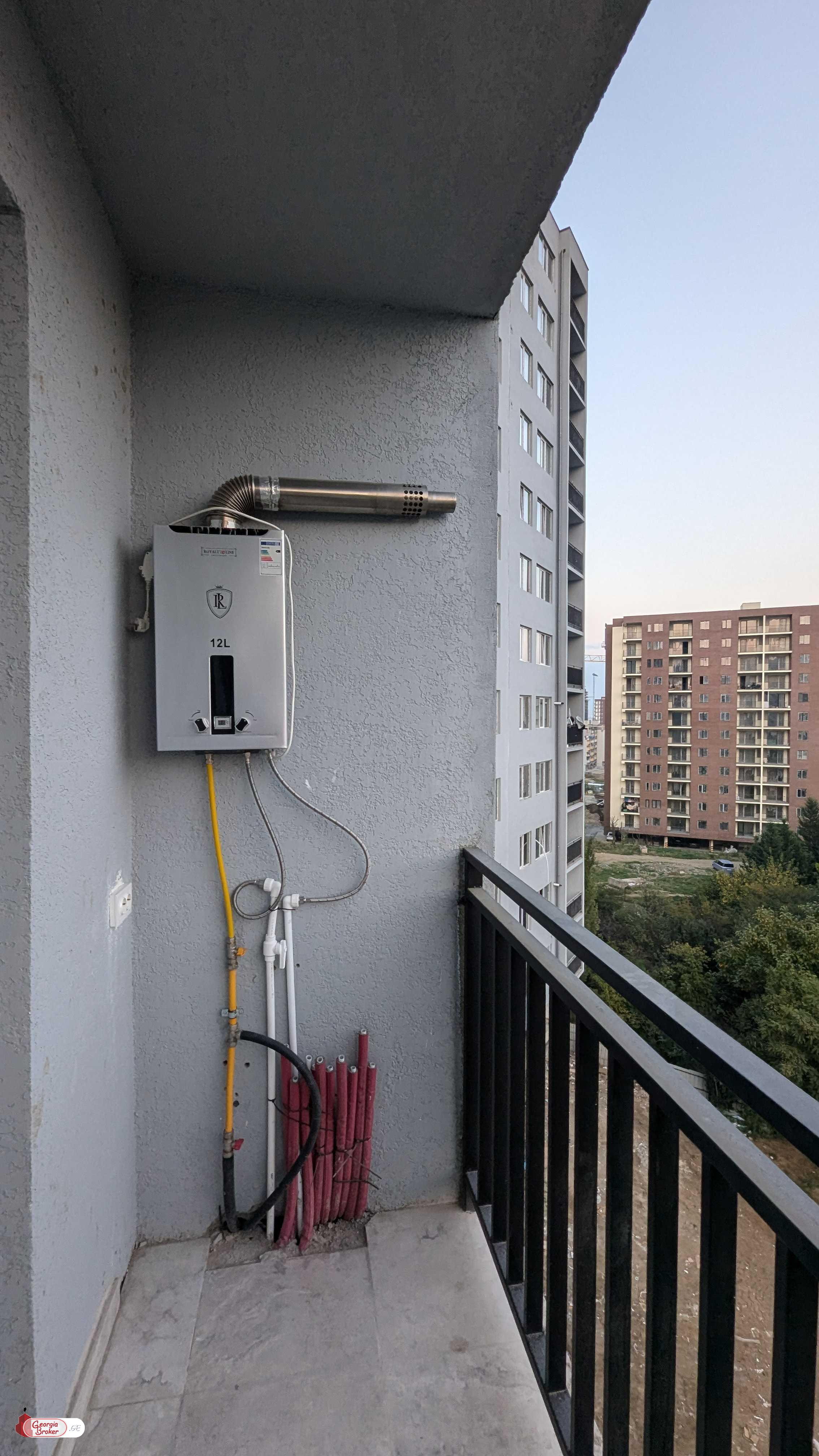 იყიდება ახალი გარემონტებული 3 ოთახიანი ბინა