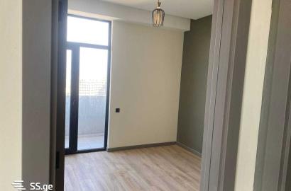იყიდება ახალი გარემონტებული 3 ოთახიანი ბინა