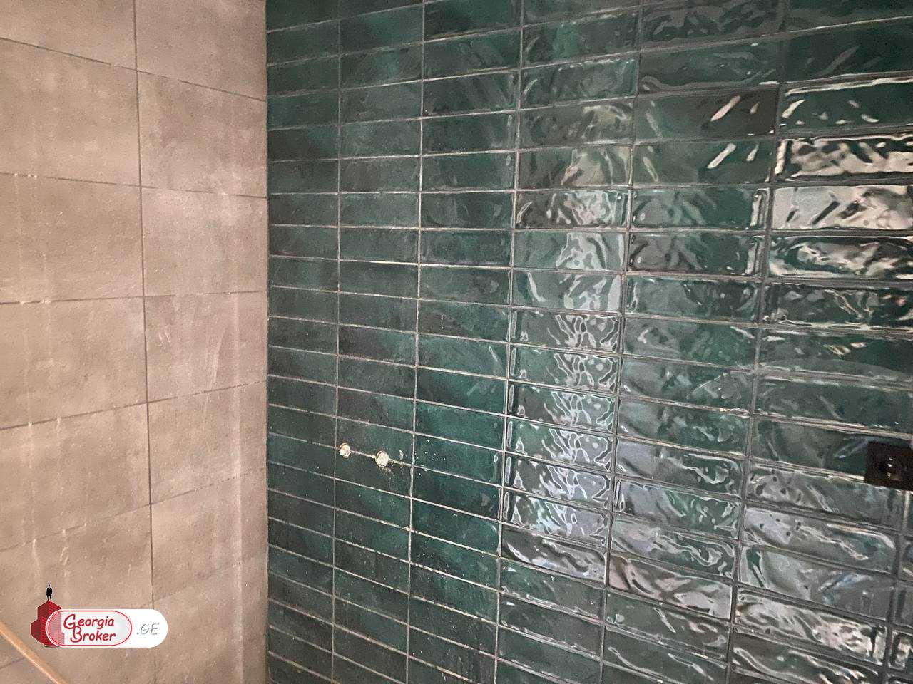 იყიდება ახალი გარემონტებული 3 ოთახიანი ბინა