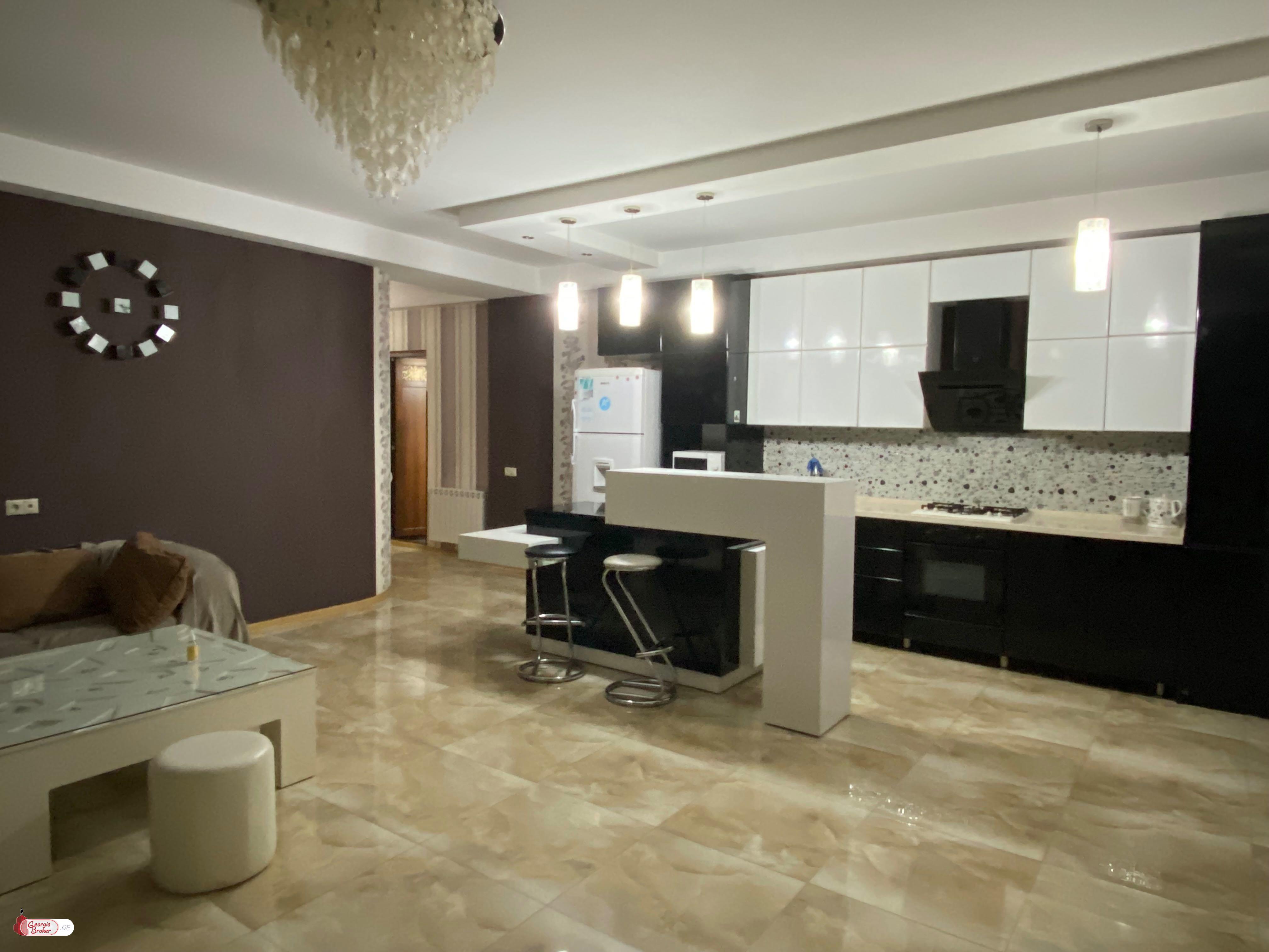 იყიდება ახალი გარემონტებული 3 ოთახიანი ბინა