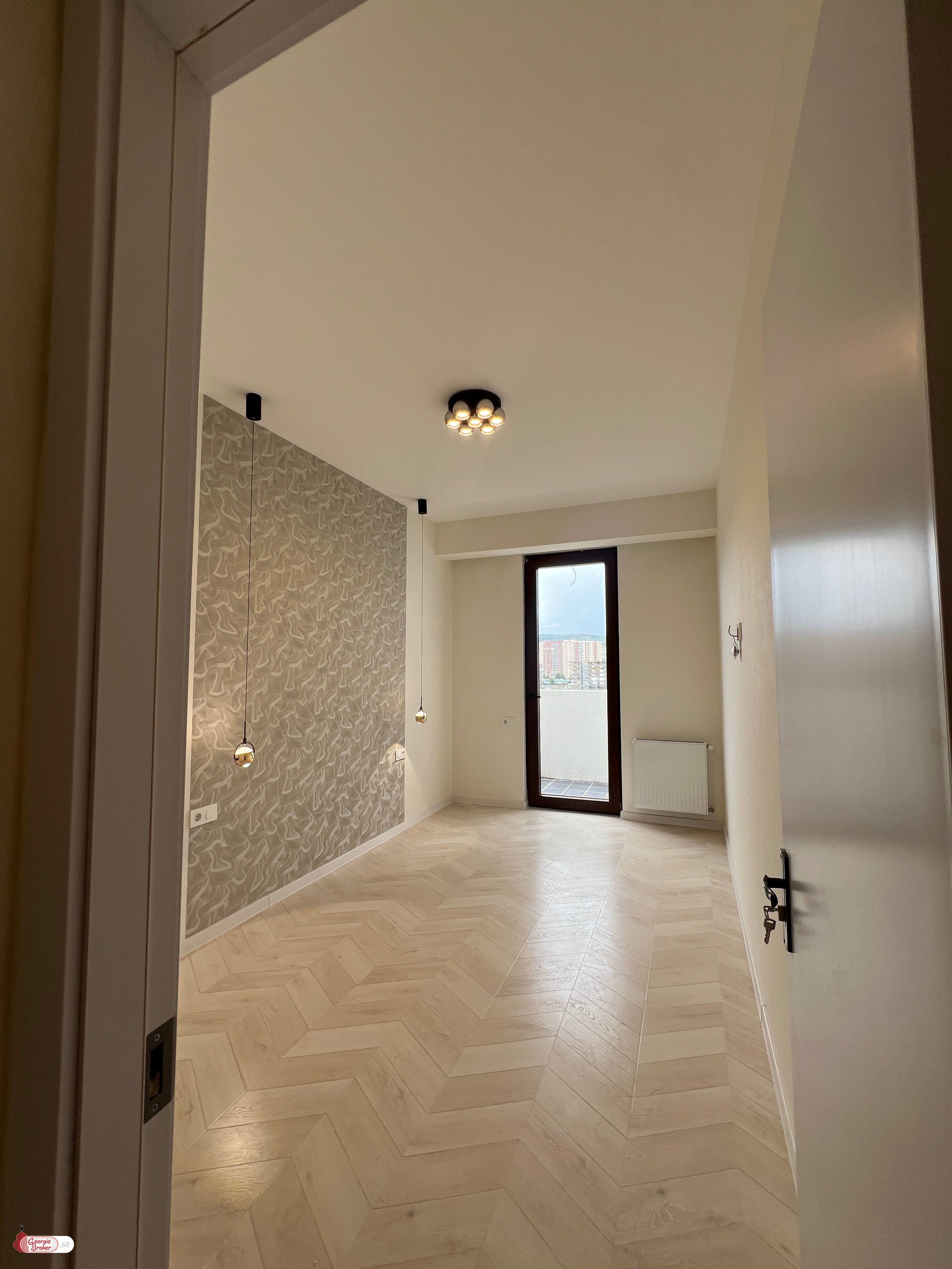 იყიდება ახალი გარემონტებული 2 ოთახიანი ბინა