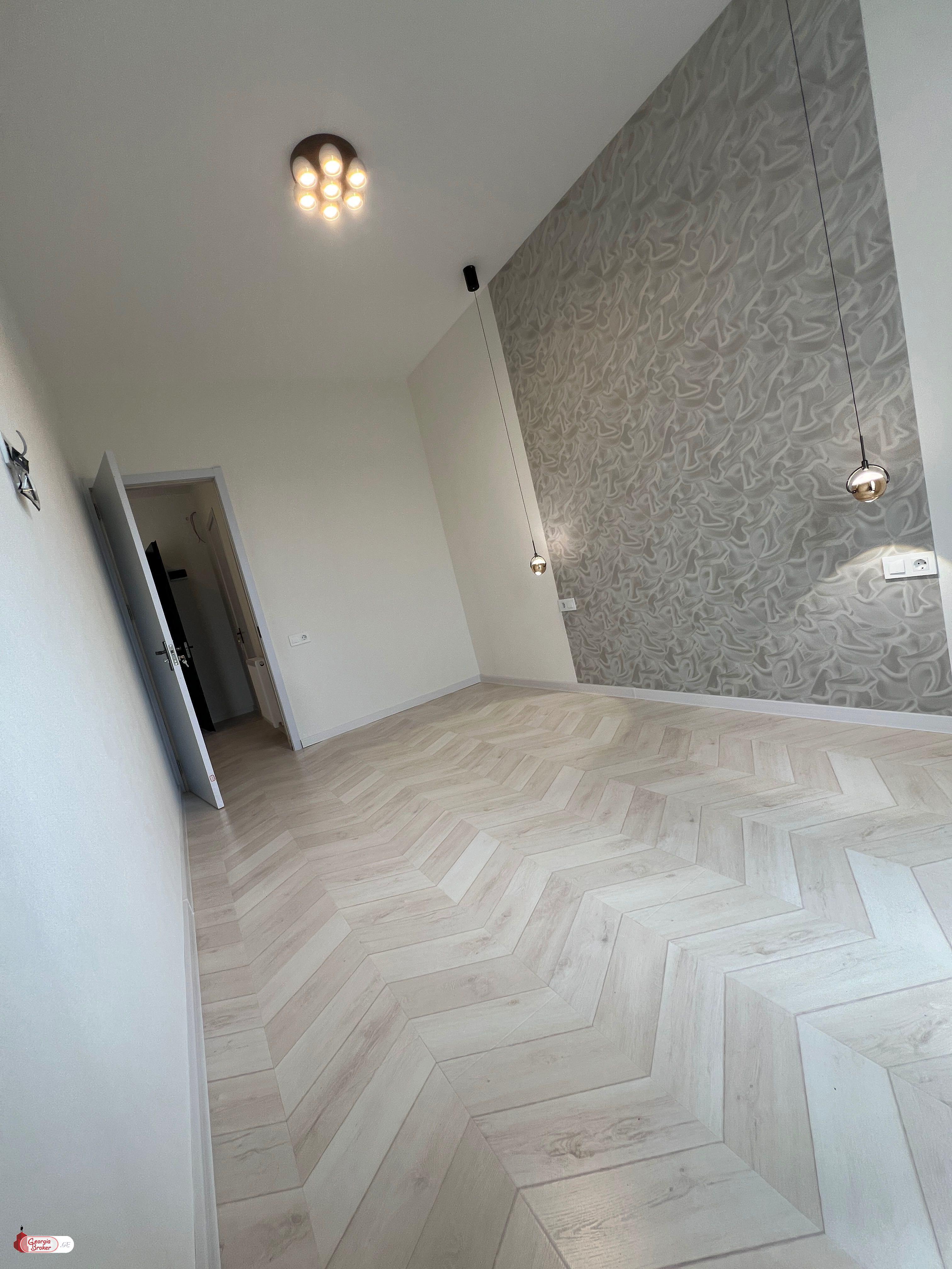 იყიდება ახალი გარემონტებული 2 ოთახიანი ბინა