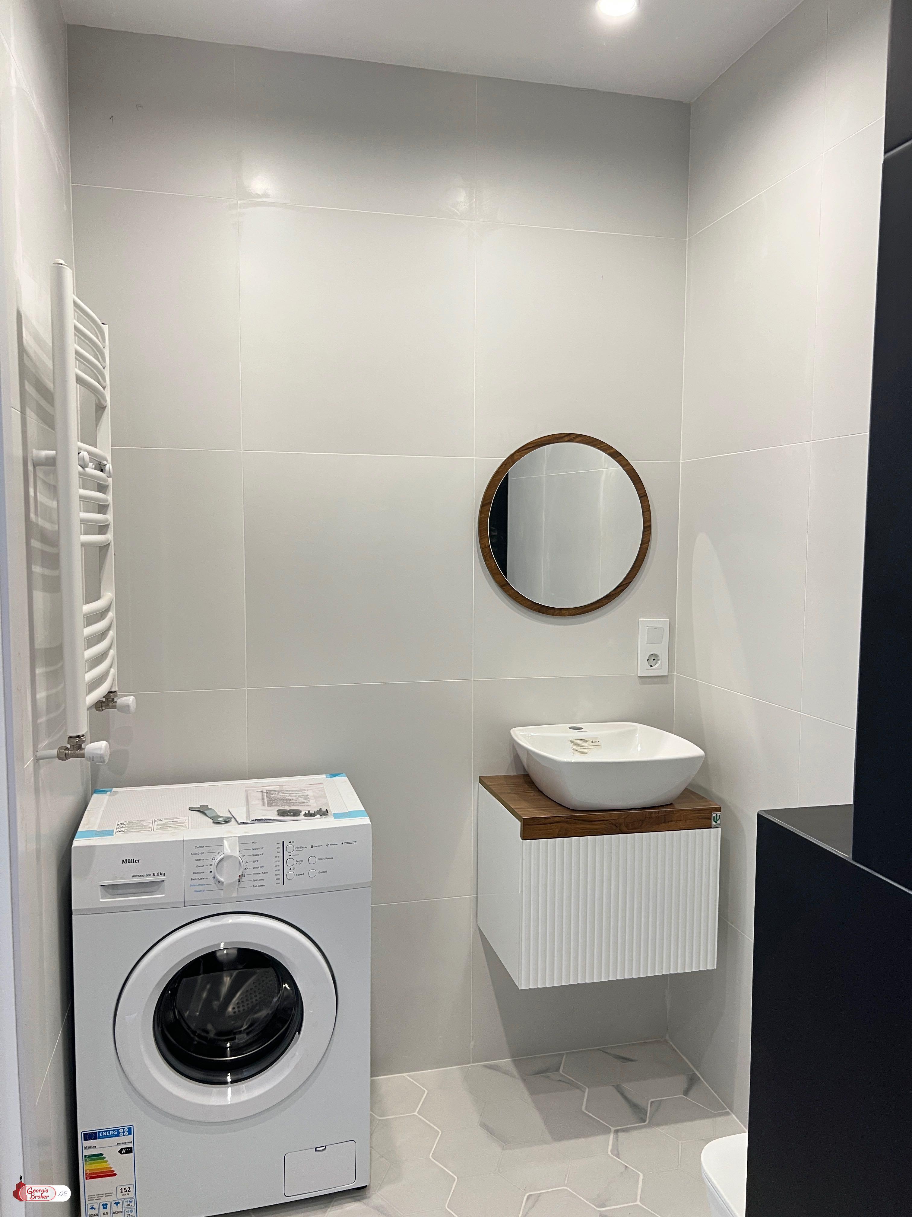 იყიდება ახალი გარემონტებული 2 ოთახიანი ბინა