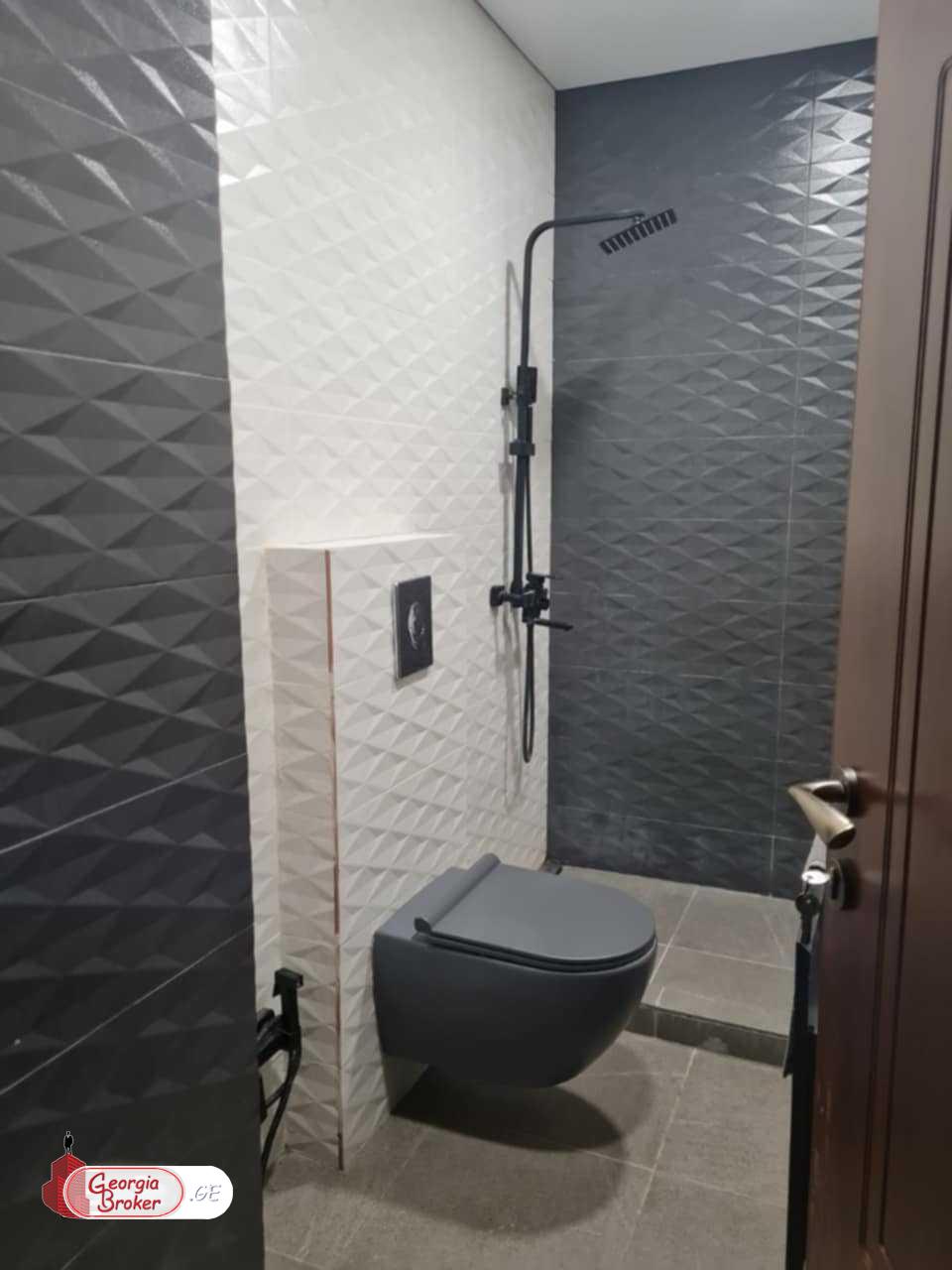 nearly repaired 4-room apartment for sale