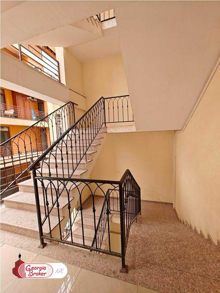 nearly repaired 4-room apartment for sale