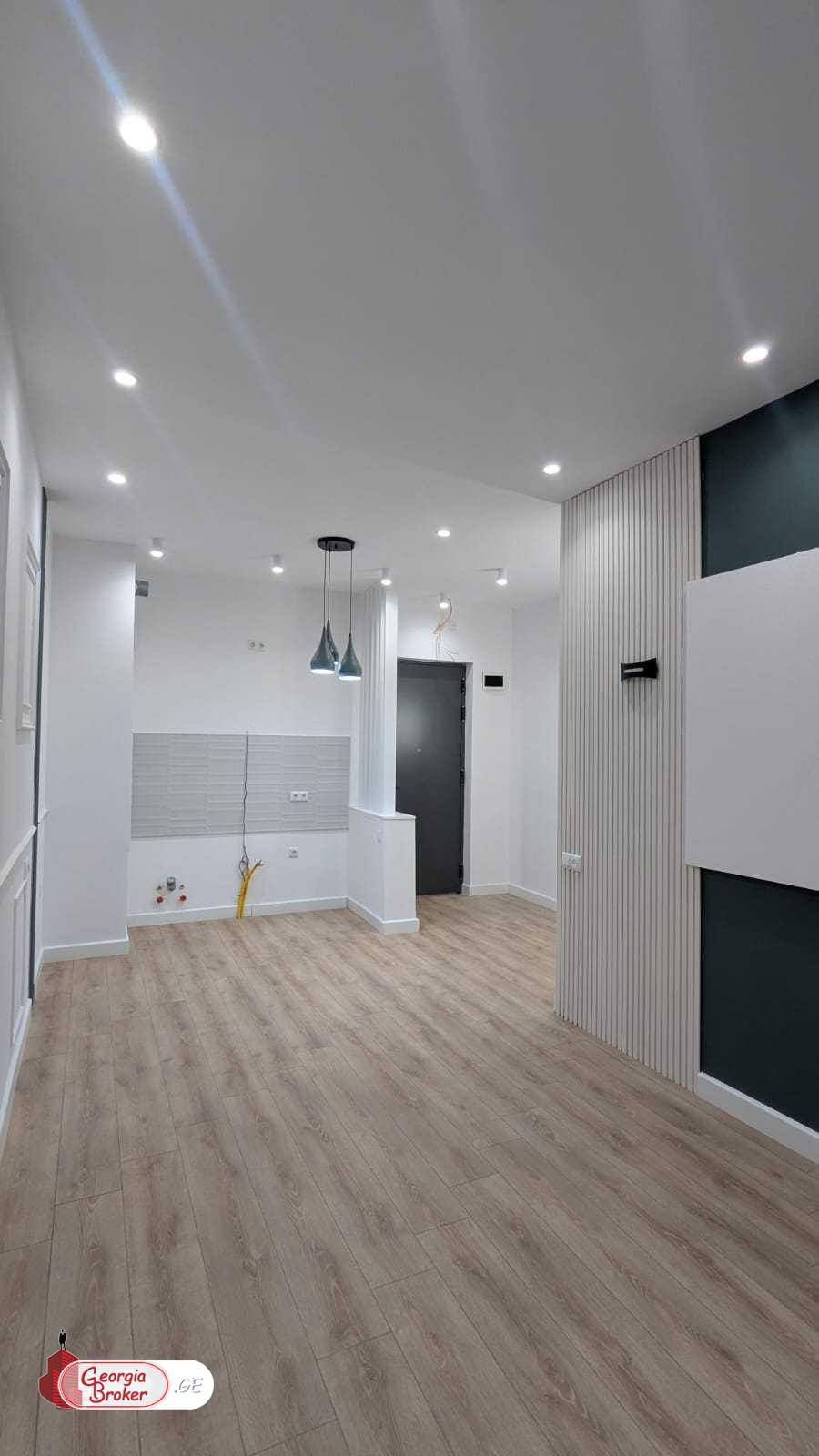 იყიდება ახალი გარემონტებული 2 ოთახიანი ბინა