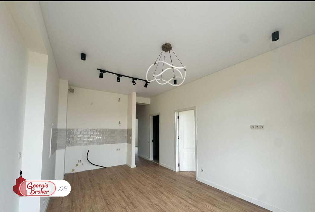 იყიდება ახალი გარემონტებული 4 ოთახიანი ბინა