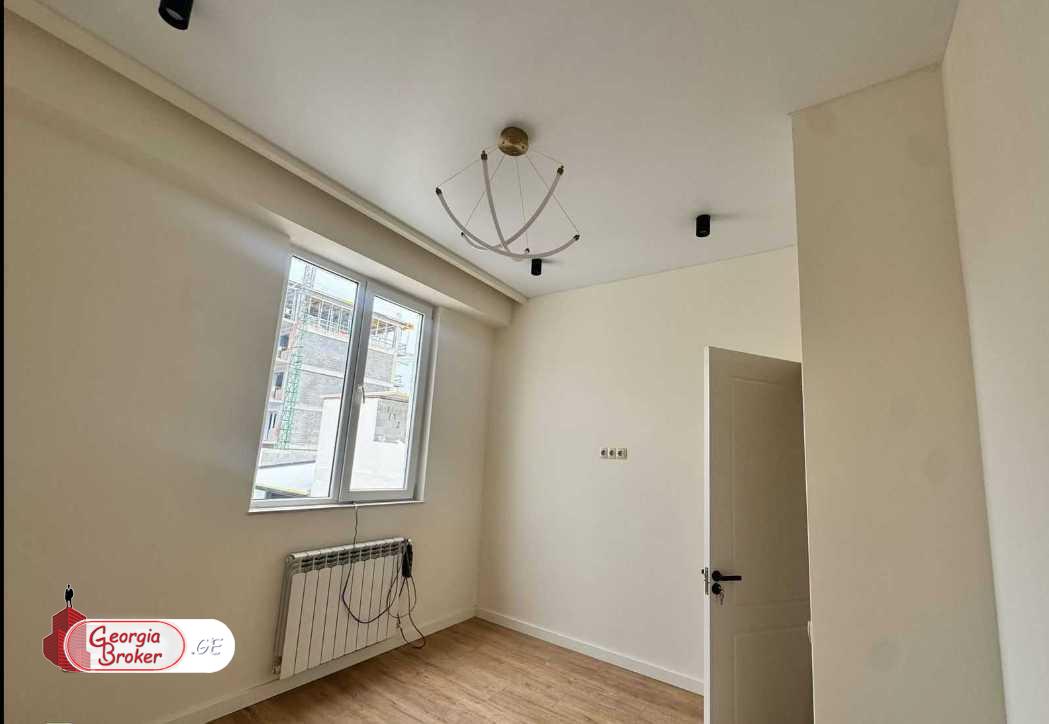 იყიდება ახალი გარემონტებული 4 ოთახიანი ბინა