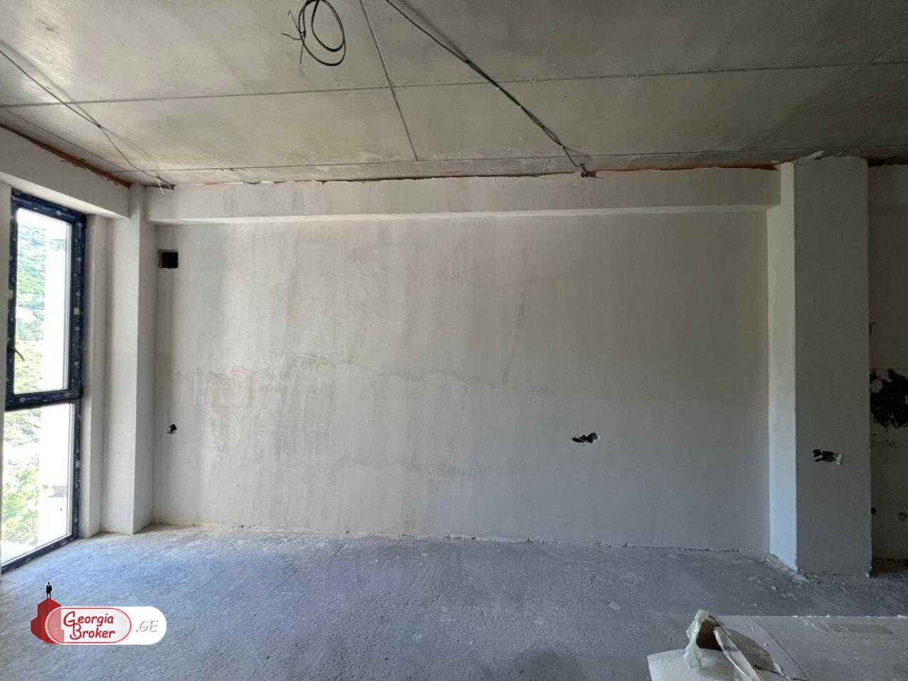 nearly repaired 2-room apartment for sale